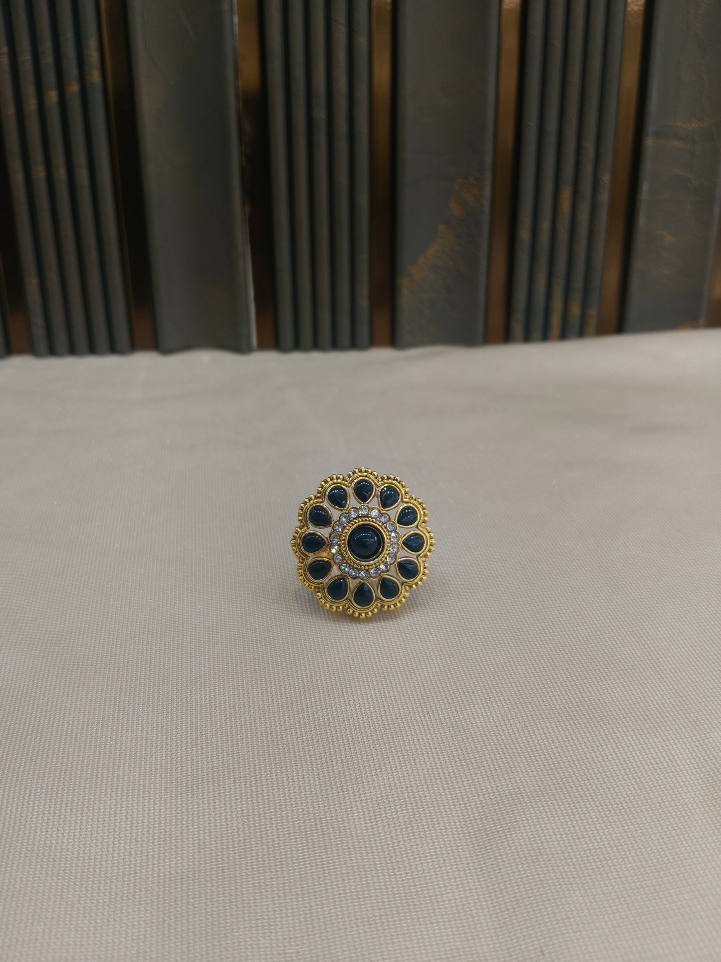 Kundan Adjustable Una Finger Rings