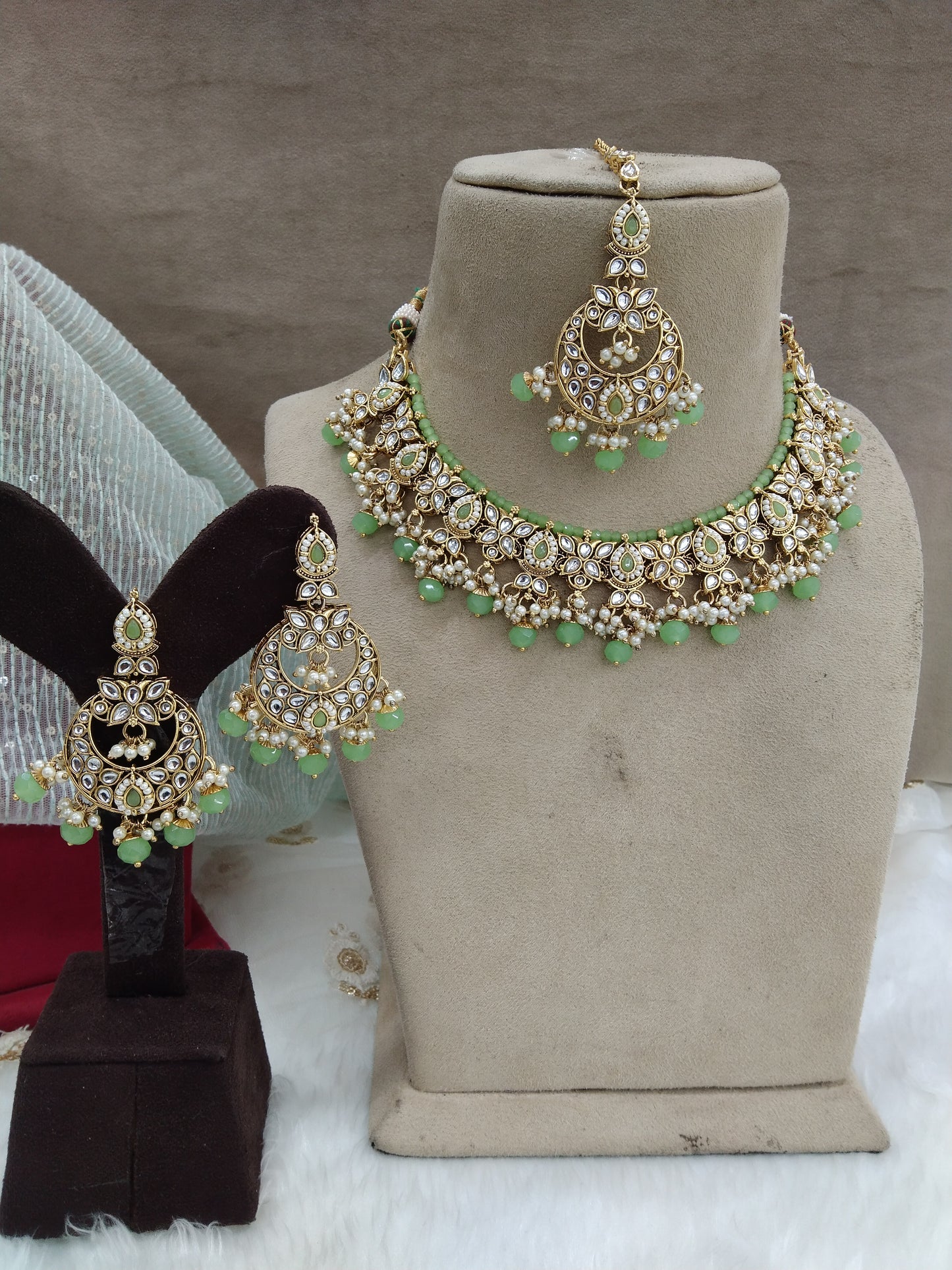 Kundan Pastel Green Necklace Jewellery Set/ Gold kundan Indian jewellery kundan solo sets