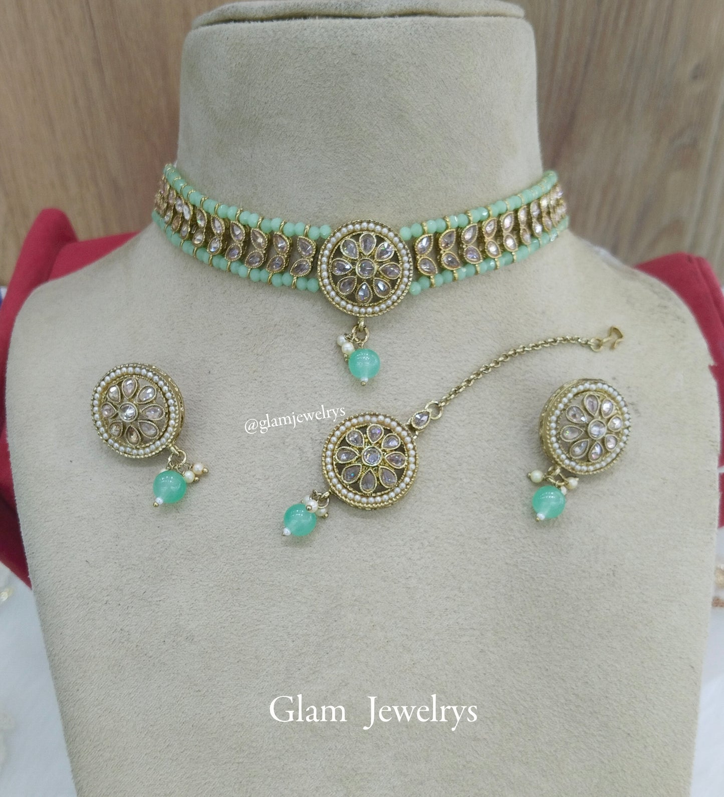 Indian jewellery choker Set/Antique gold pastel green choker studs earrings set/Gold indian rita choker set