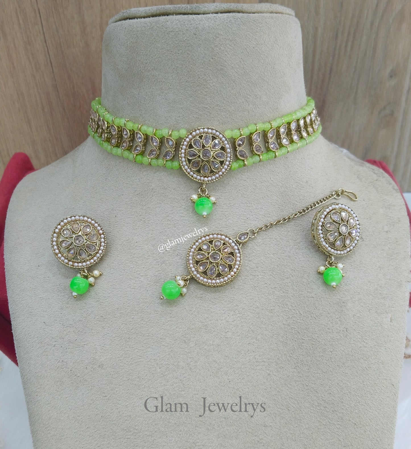 Indian jewellery choker Set/Antique gold neon green choker studs earrings set/Gold indian rita choker set