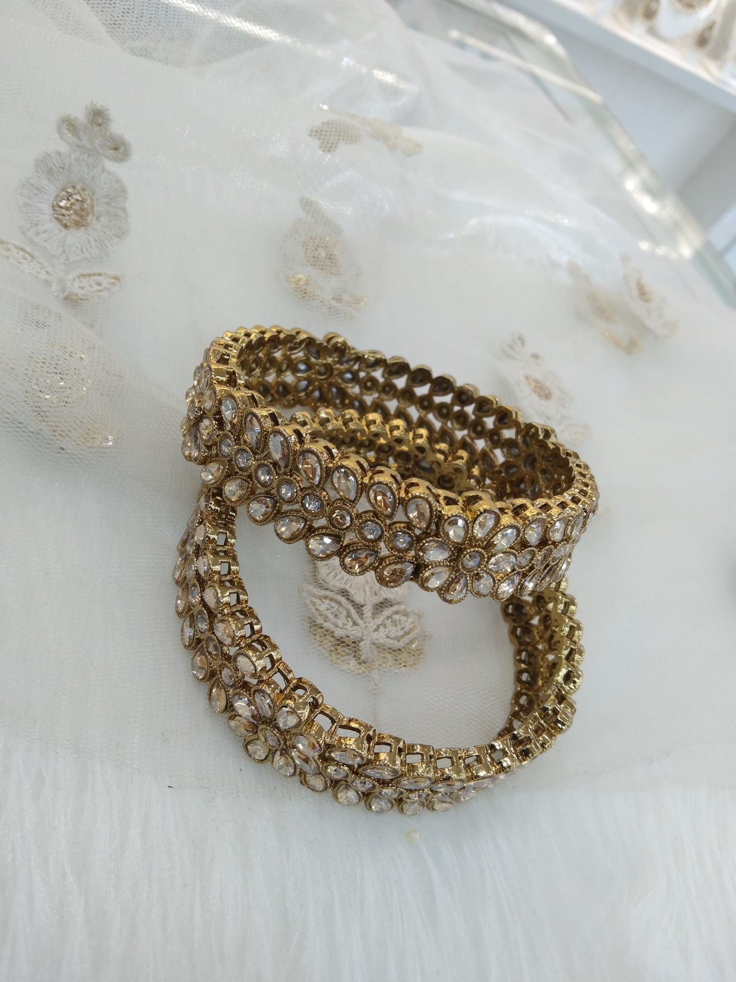 Indian bangles jewellery/Traditional bollywood jewellery/Antique gold bangles/Wedding bracelets