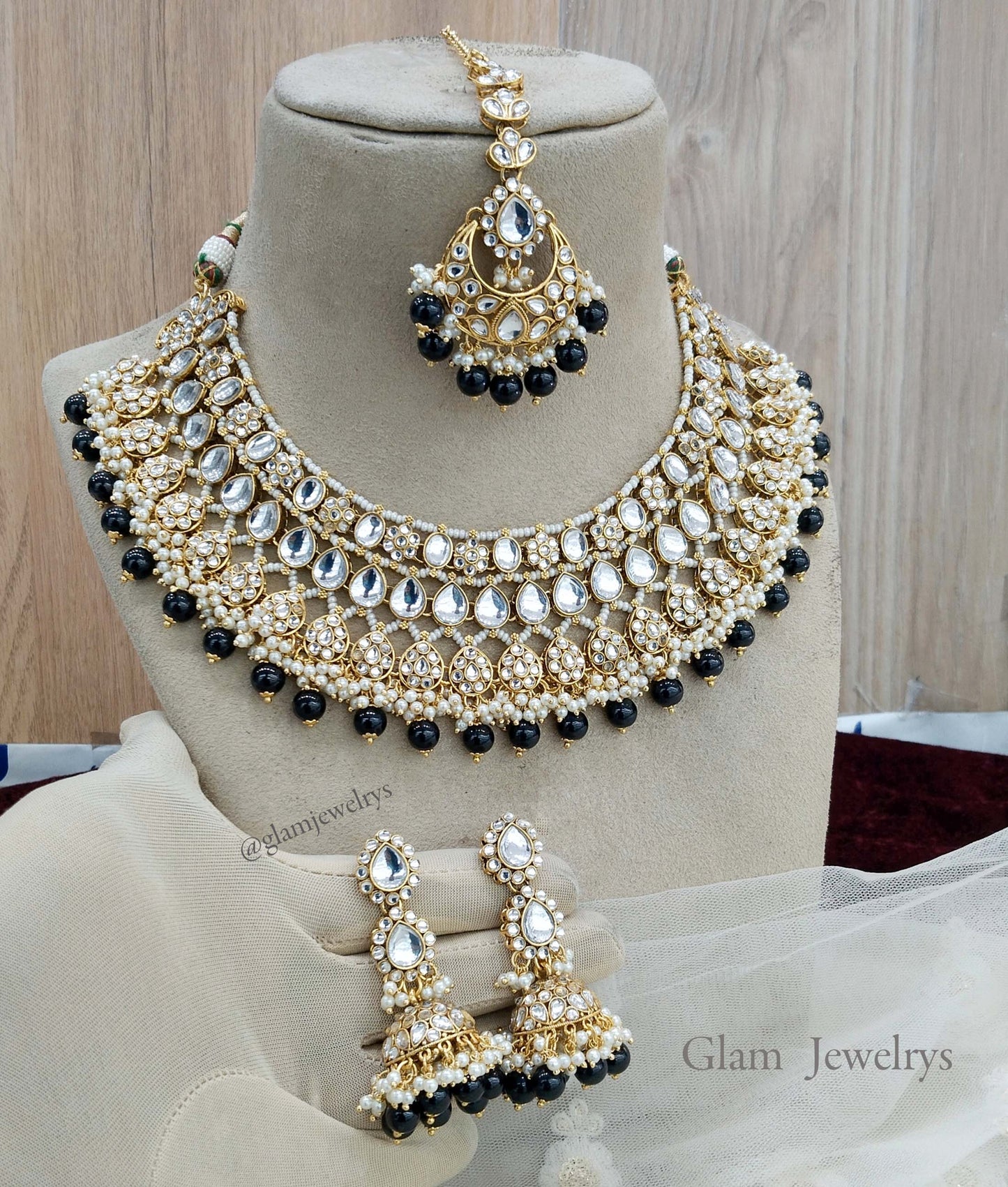 Indian Jewellery Jewellery black Kundan choker Set/ kundan choker riverhead Set