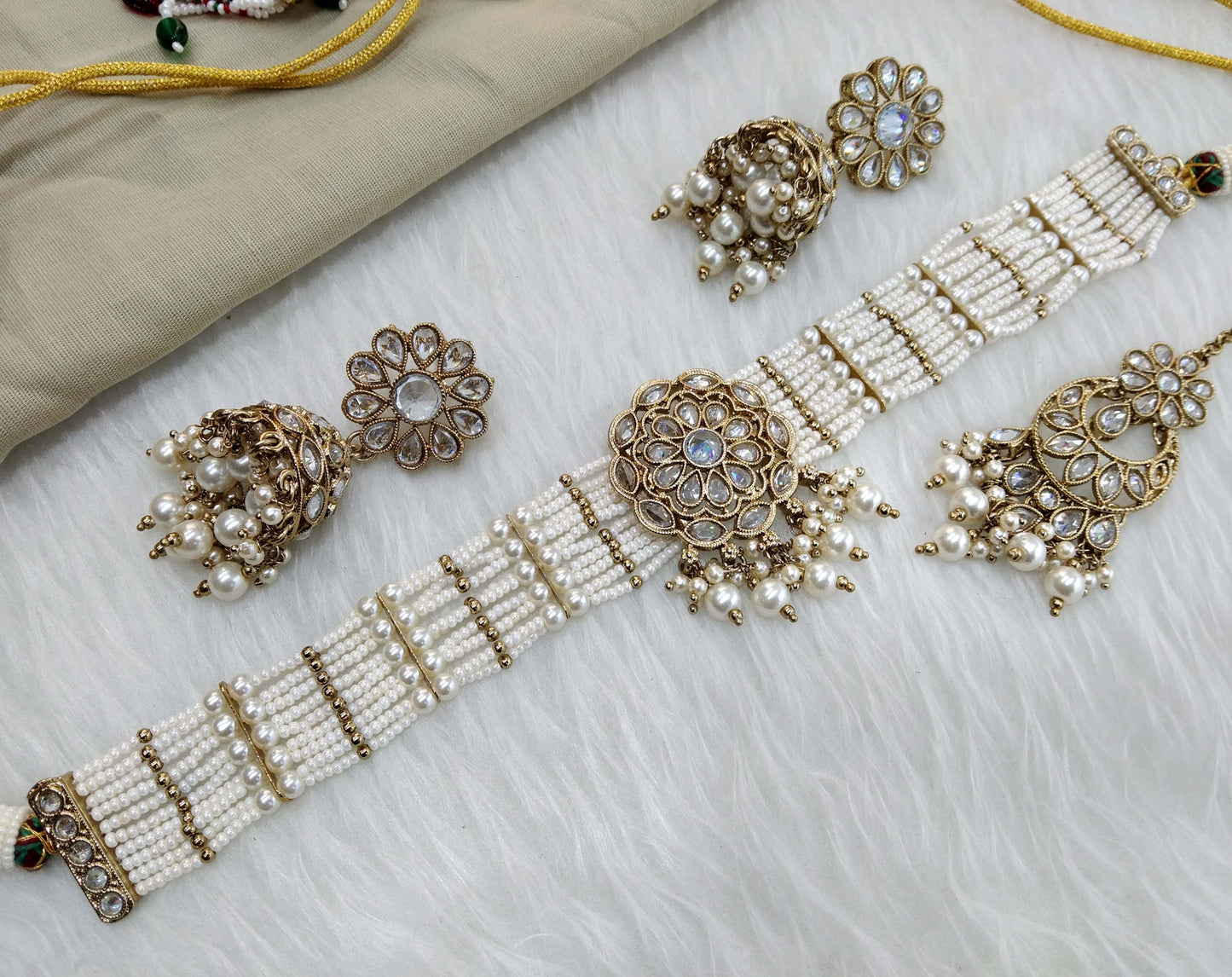 Antique gold choker Set/ Antique gold clear crystals choker Indian simi Jewellry
