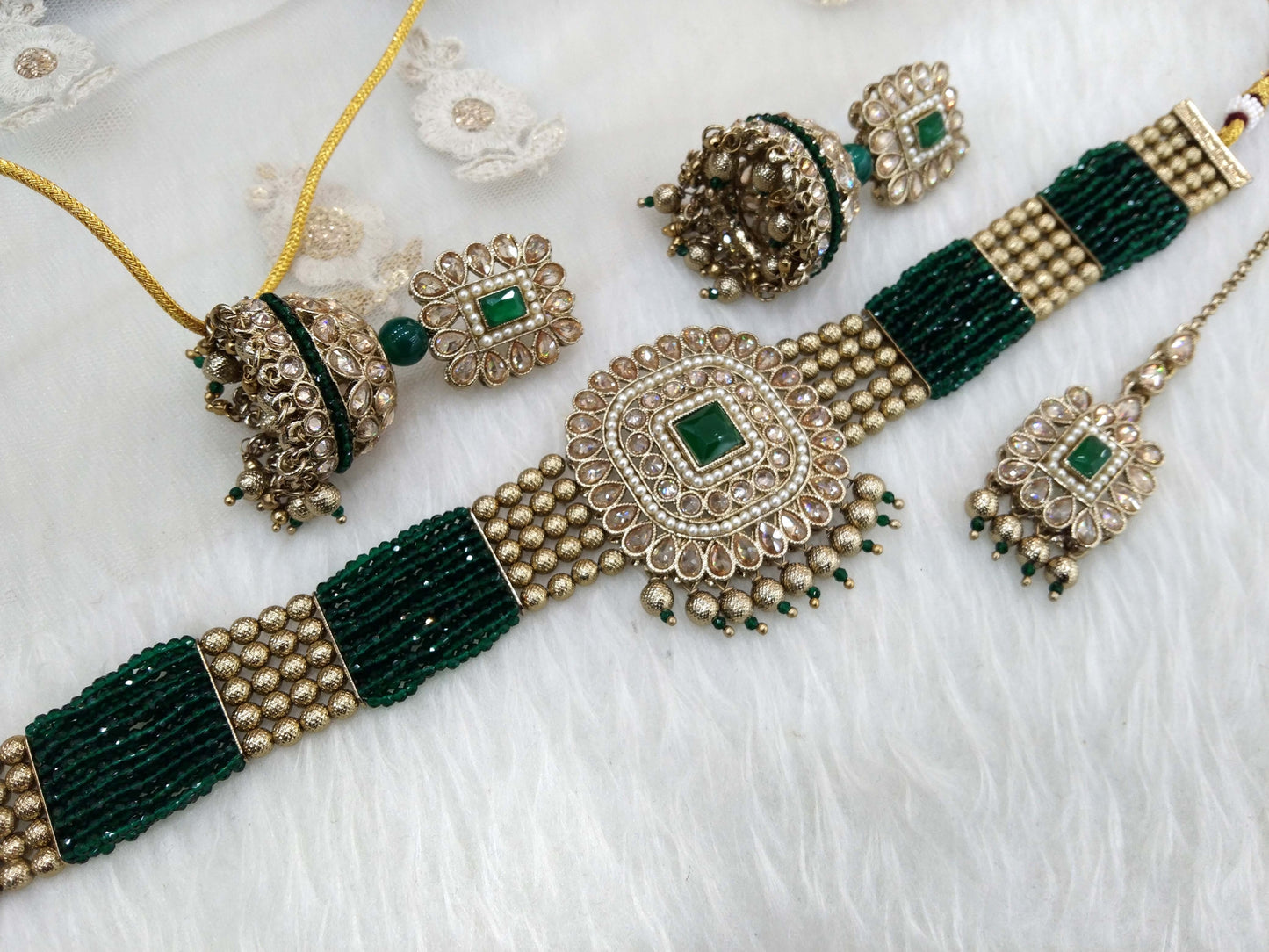 Indian Choker Set / Antique gold finish green Jewellery set /Indian choker necklace set/ chini Wedding jewellery set