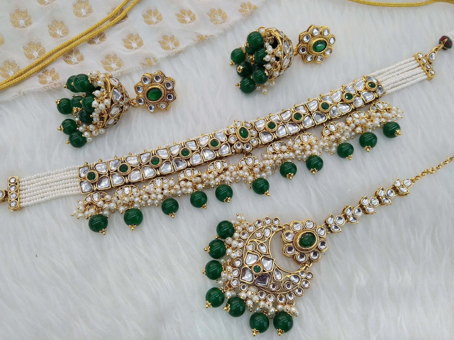 Kundan Jewellery Choker Set / Gold green kundan Indian jewelry kundan choker dimi sets