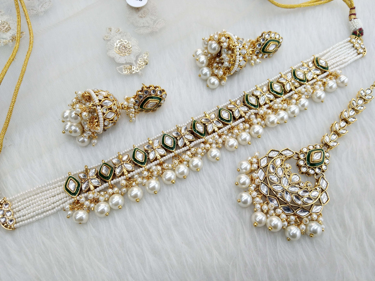 Kundan Jewellery Choker Set / Gold white kundan Indian jewellery kundan choker dito sets