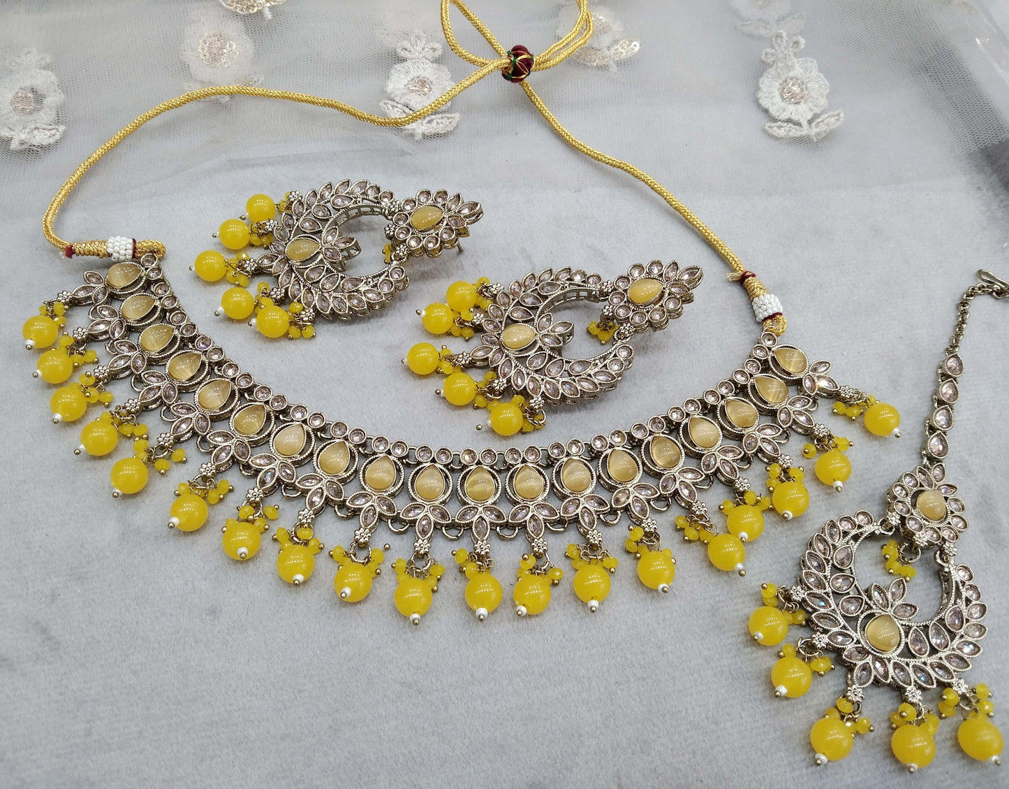 Antique Gold Yellow Necklace lili indian jewellery set