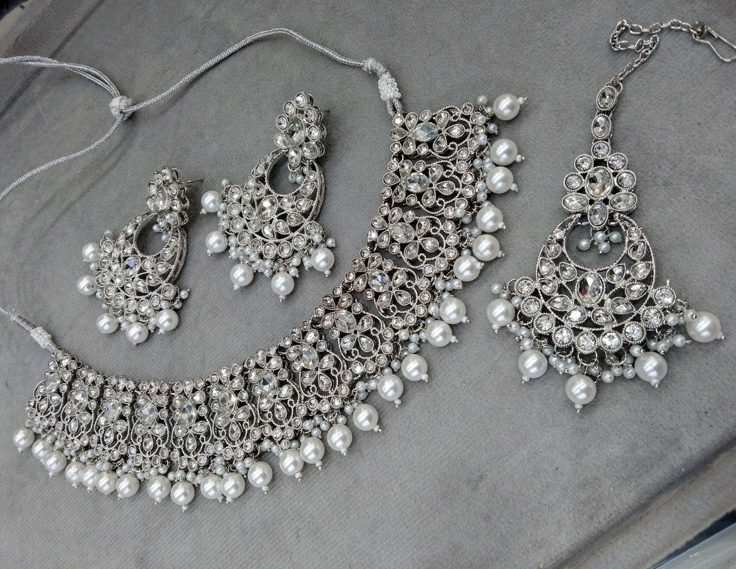 Indian Jewellery/ Silver necklace dinki set