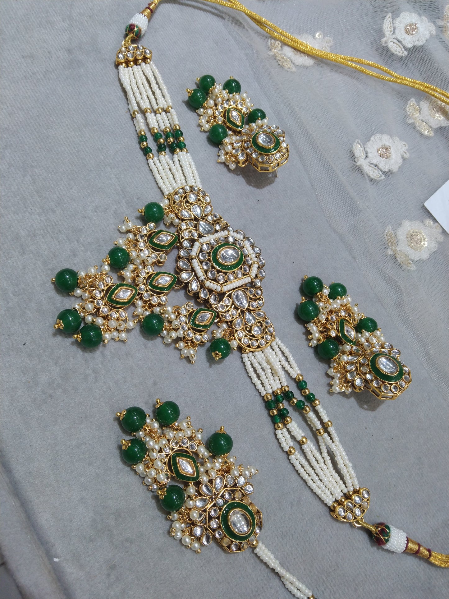 Indian jewellery Gold green kundan choker set/ kundan choker kundan ciylo set