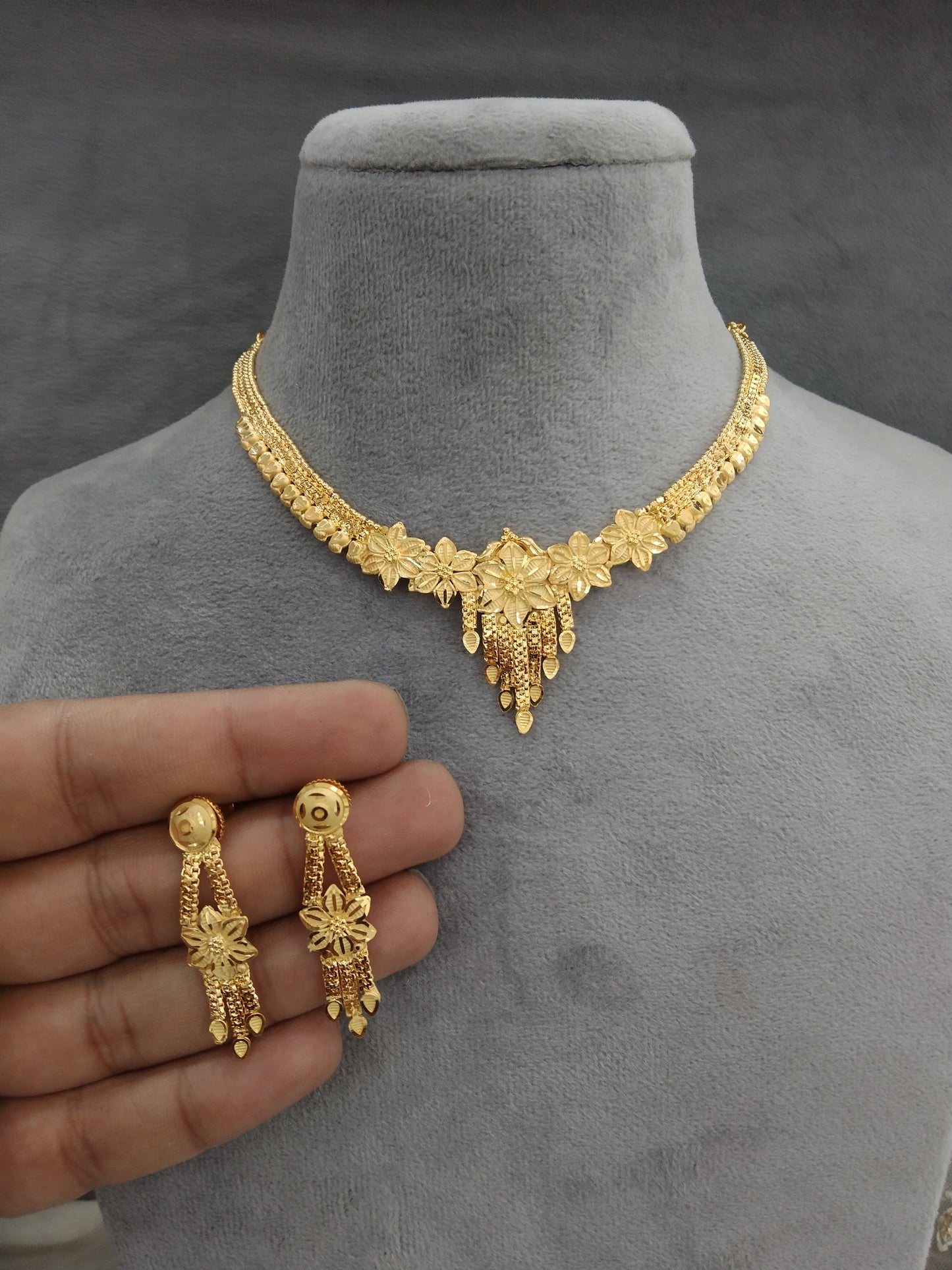 Gold Jewellery Necklace Jewellery set/Gold finish 1 gram forming South Indian bridal gline Jewellery