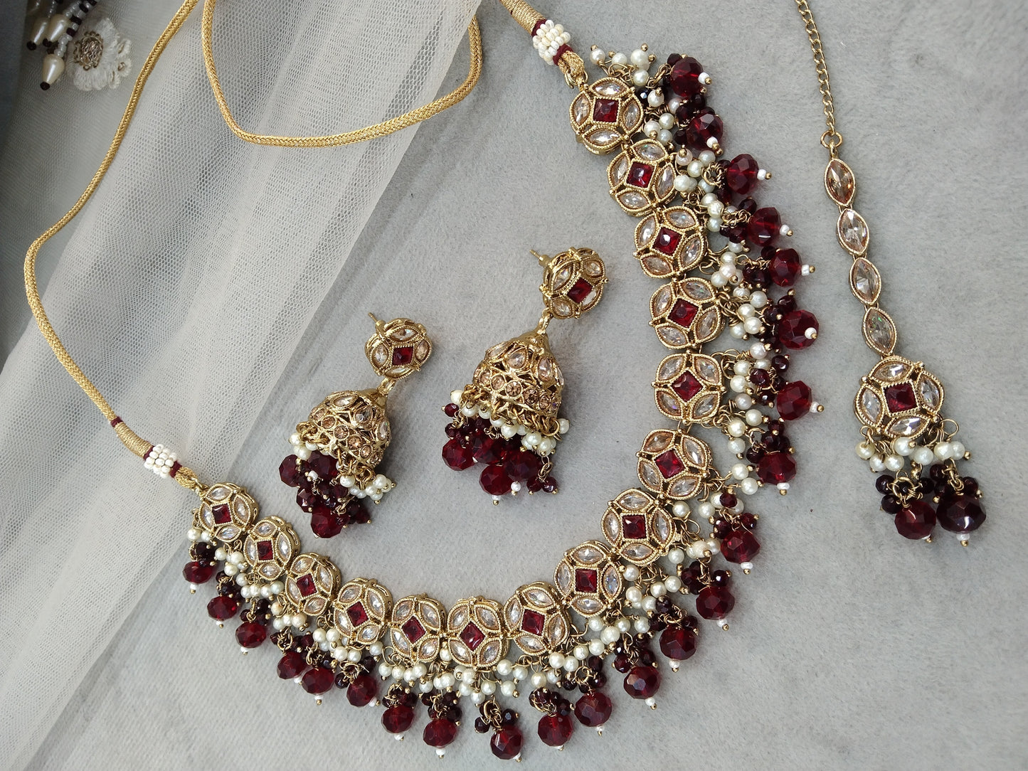 Indian Jewellery Antique gold maroon necklace Tikka Set/Gold Bollywood Tauranga Set