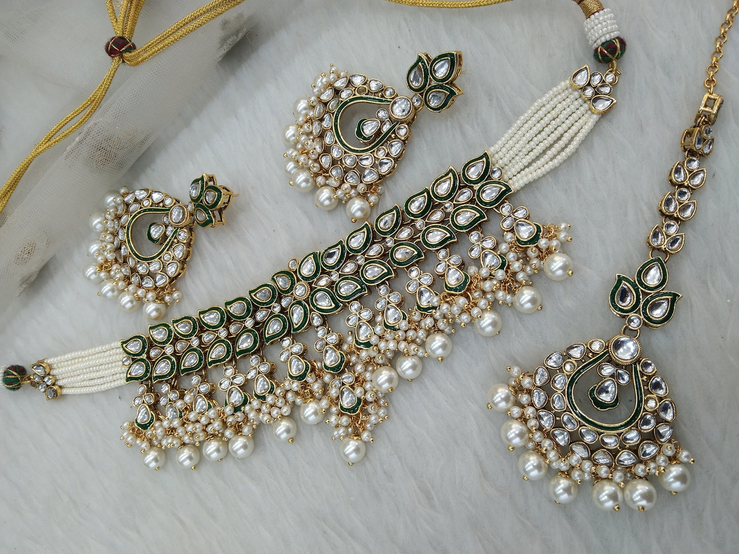 Ivory Kundan   Jewellery Choker Necklace Set/ Tiska Kundan Online Set