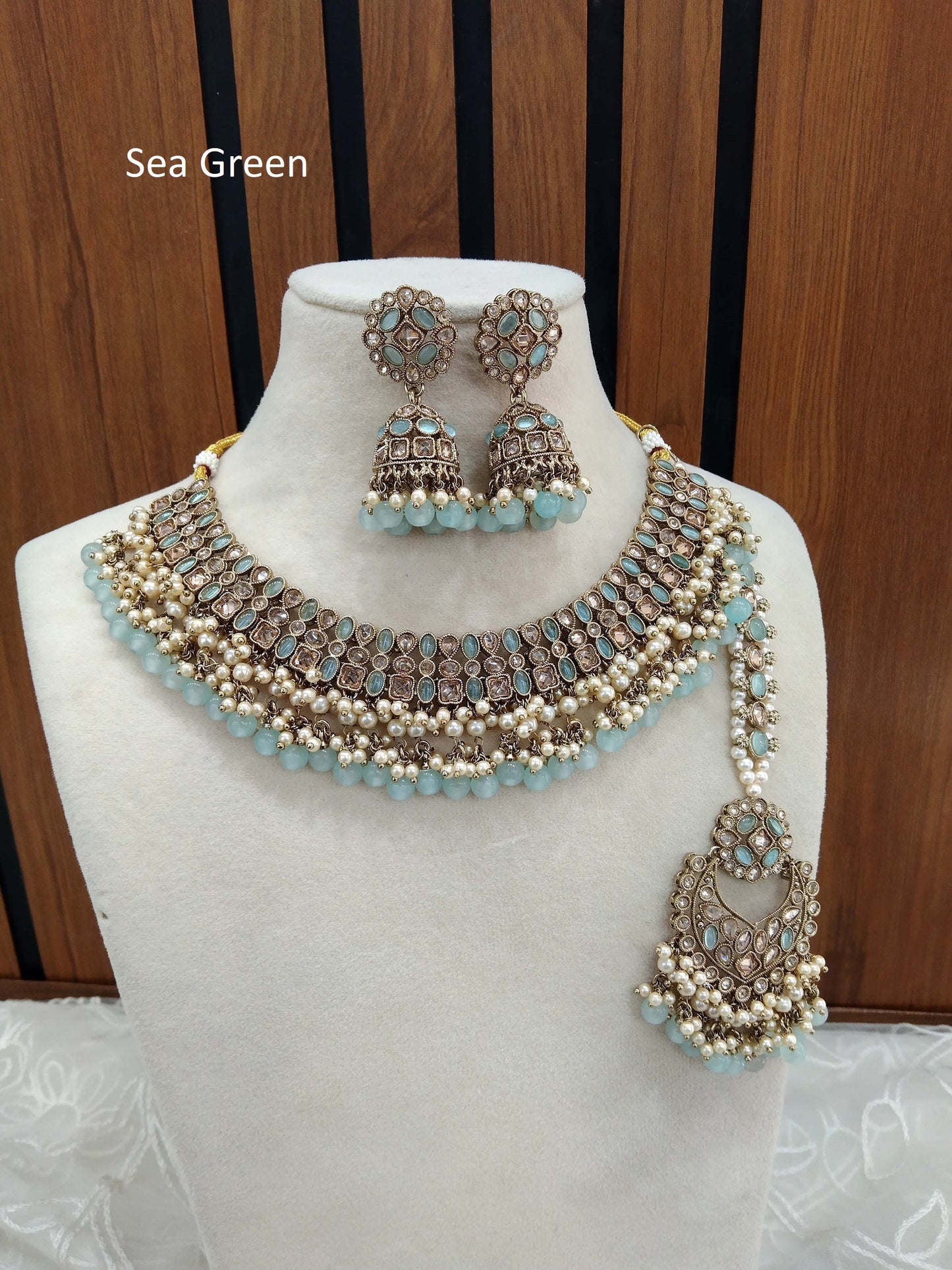 Indian Jewellery Antique Gold Sea Green necklace Tikka Set/Gold Bollywood Juhi Set
