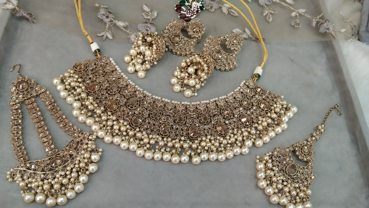 Indian Jewellery Antique Gold necklace Tikka and jhumar Set/Gold Bollywood Divya Set