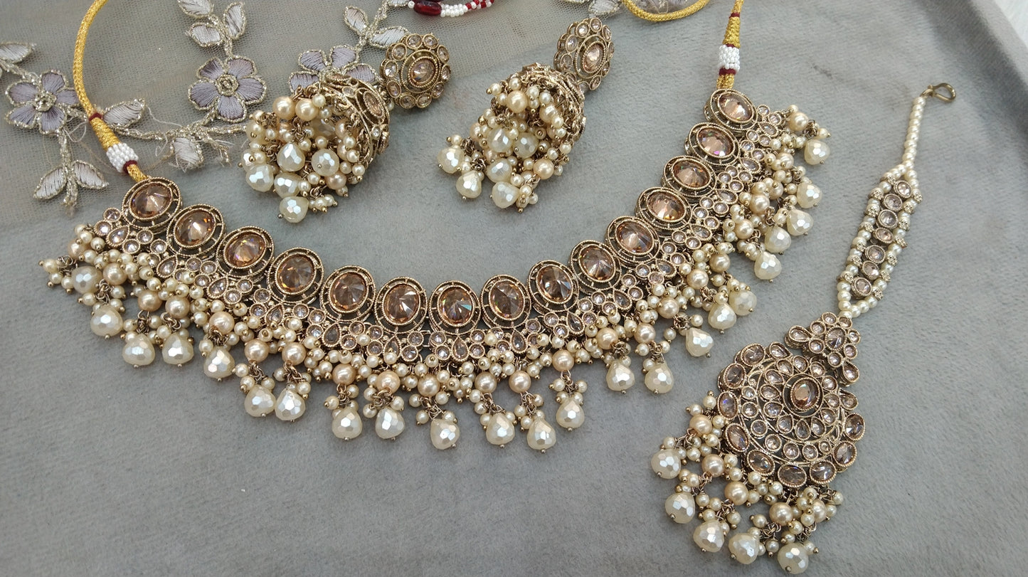 Indian Jewellery Antique Gold necklace Tikka Set/Gold Bollywood Mani Set