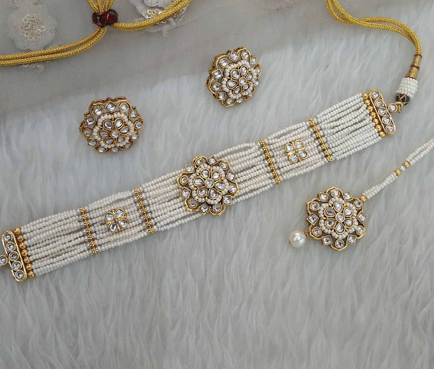 White Indian Jewellery Kundan choker Switi Set