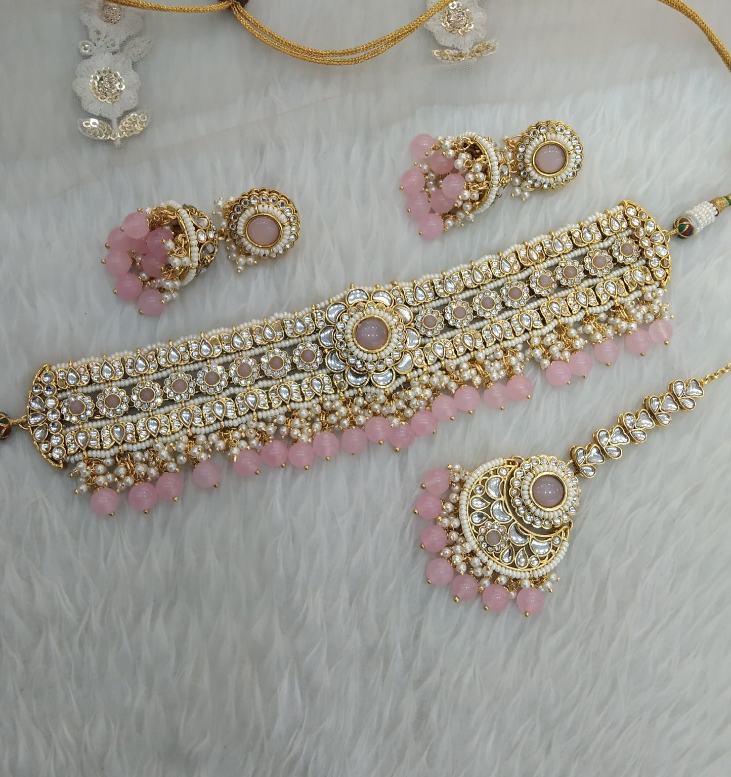 Kundan choker Jewellery Set/ Gold Baby Pink Indian Preet sets (Copy)