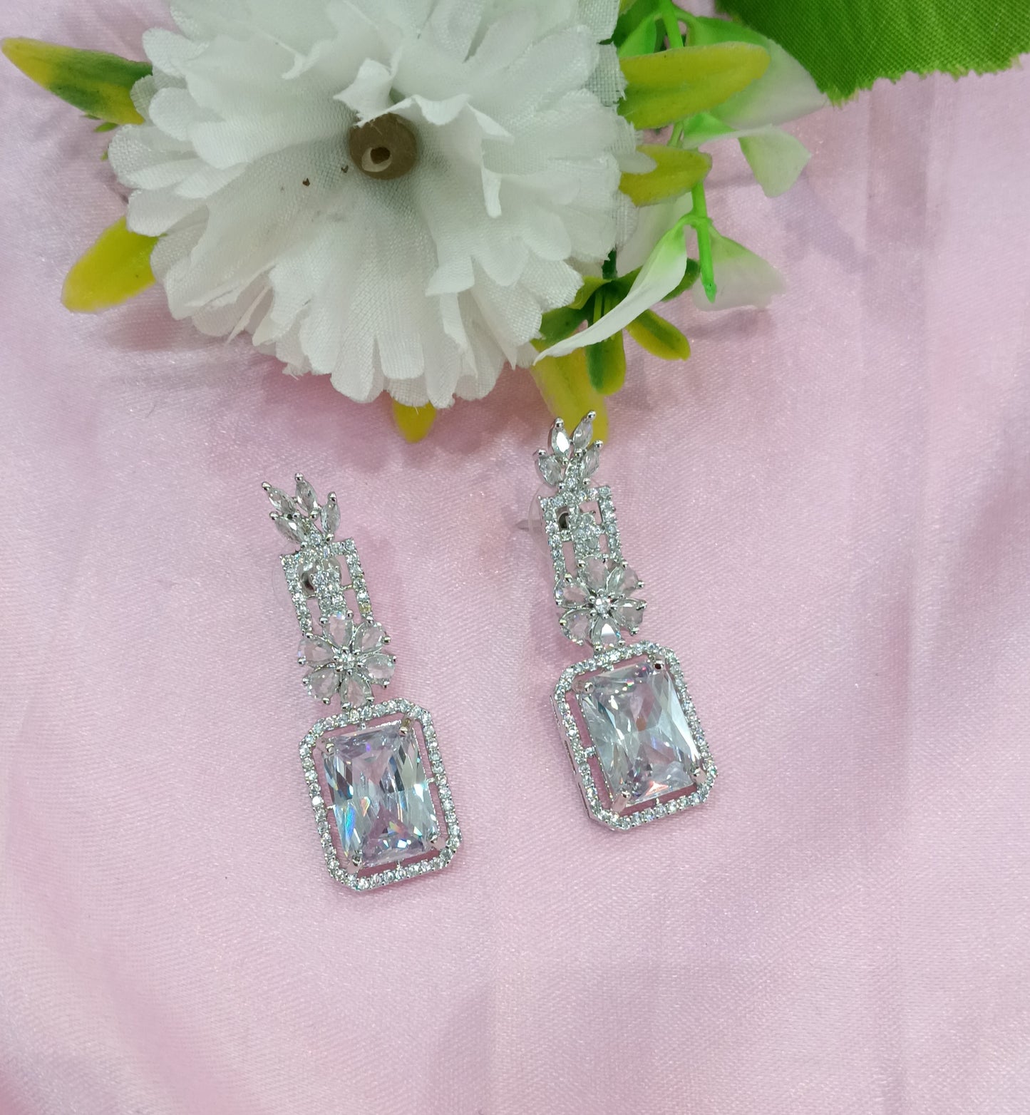 Silver Clear American Diamond CZ Earining Prince Online