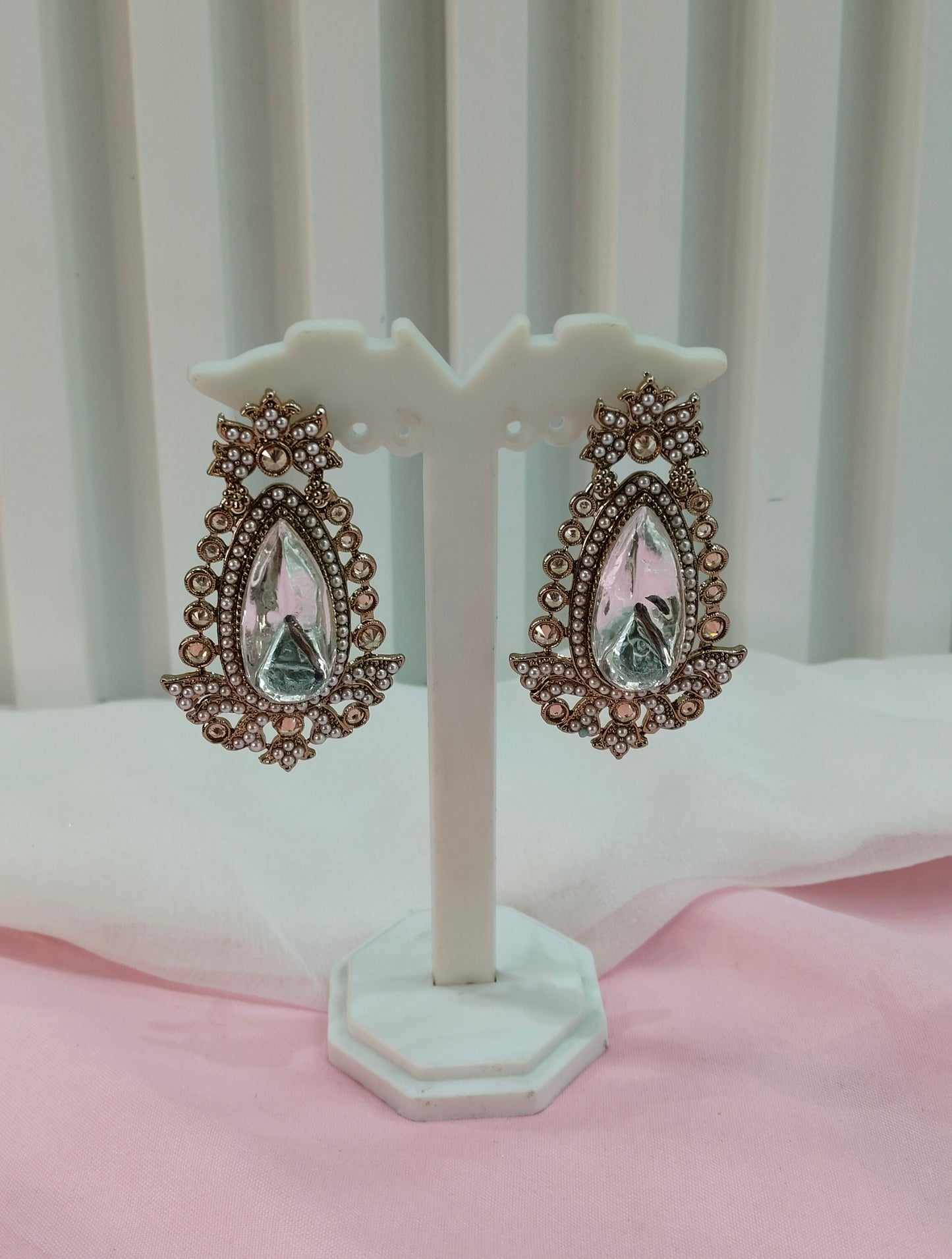 White Antique Gold Bollywood Indian Earrings Tokyo Set