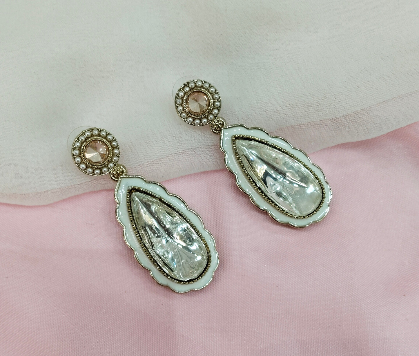 White Antique Gold Bollywood Indian Earrings Tokyo Set