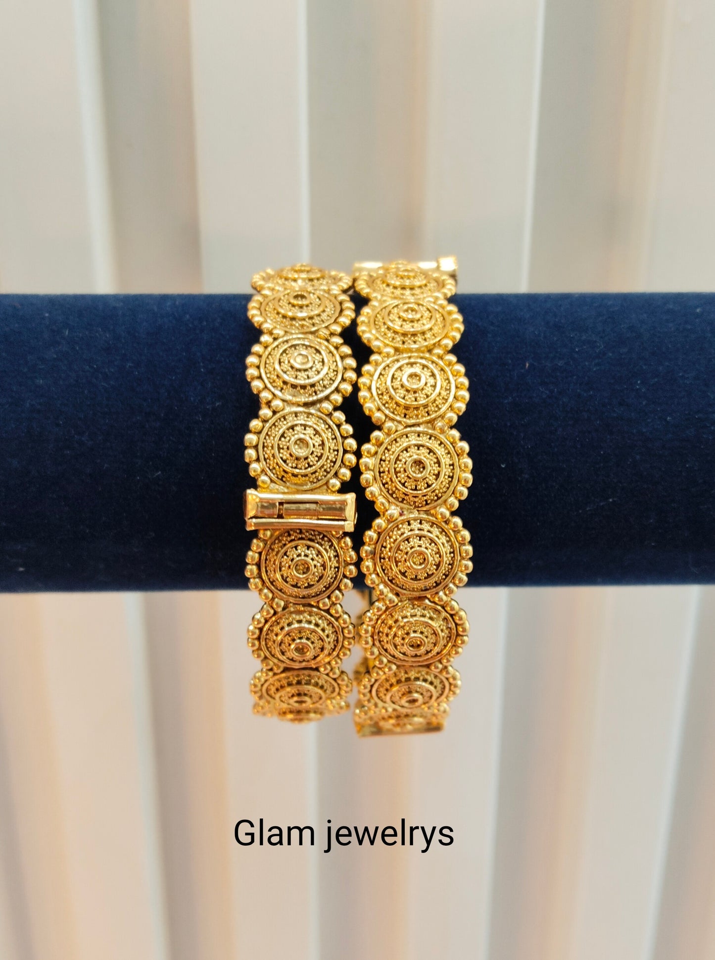 2.4 Size Indian bangles jewelry /Traditional bollywood jewelry/ Screw Gold bangles