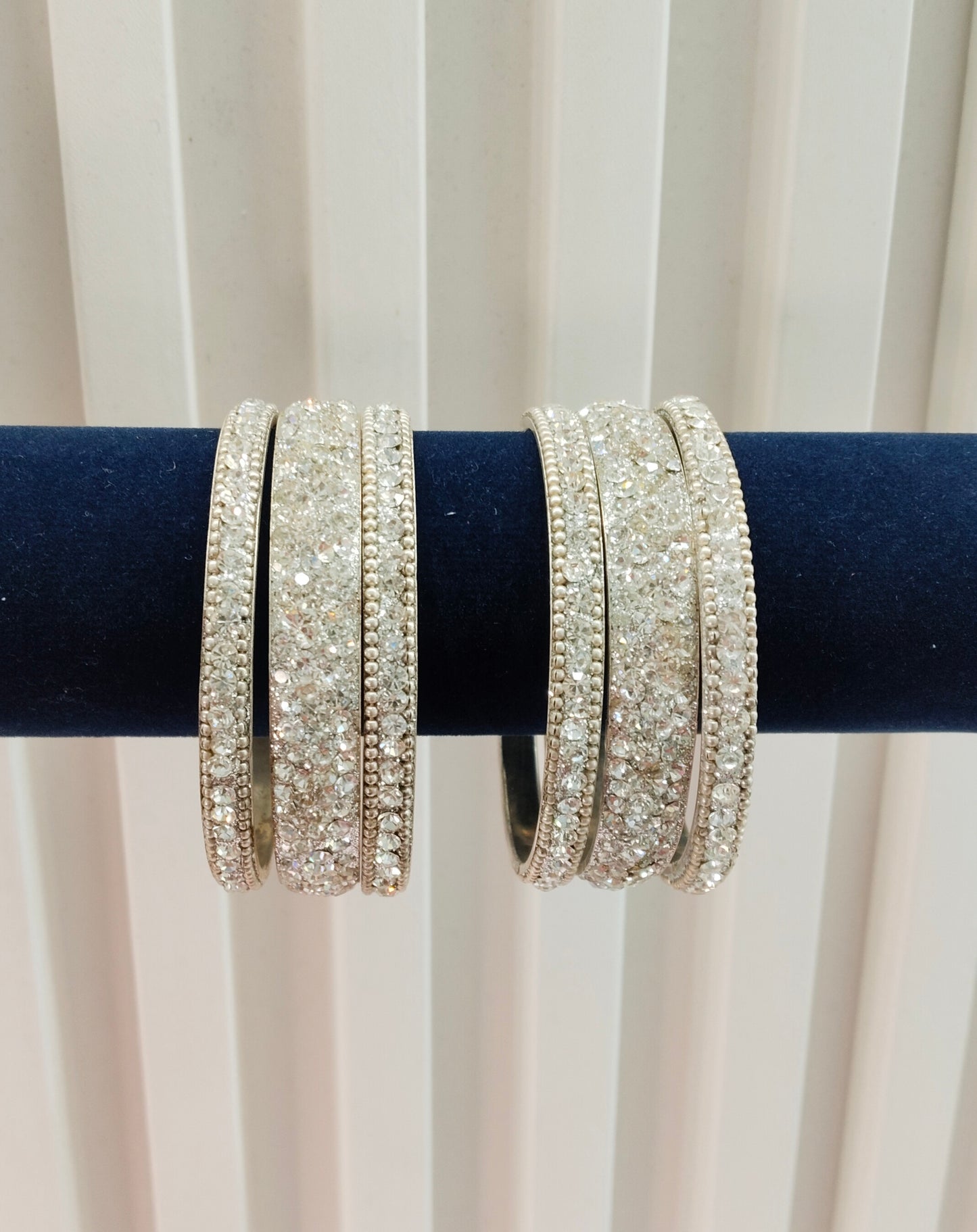 2.6 Size Indian bangles jewelry /Traditional bollywood jewelry/Silver White Antique bangles