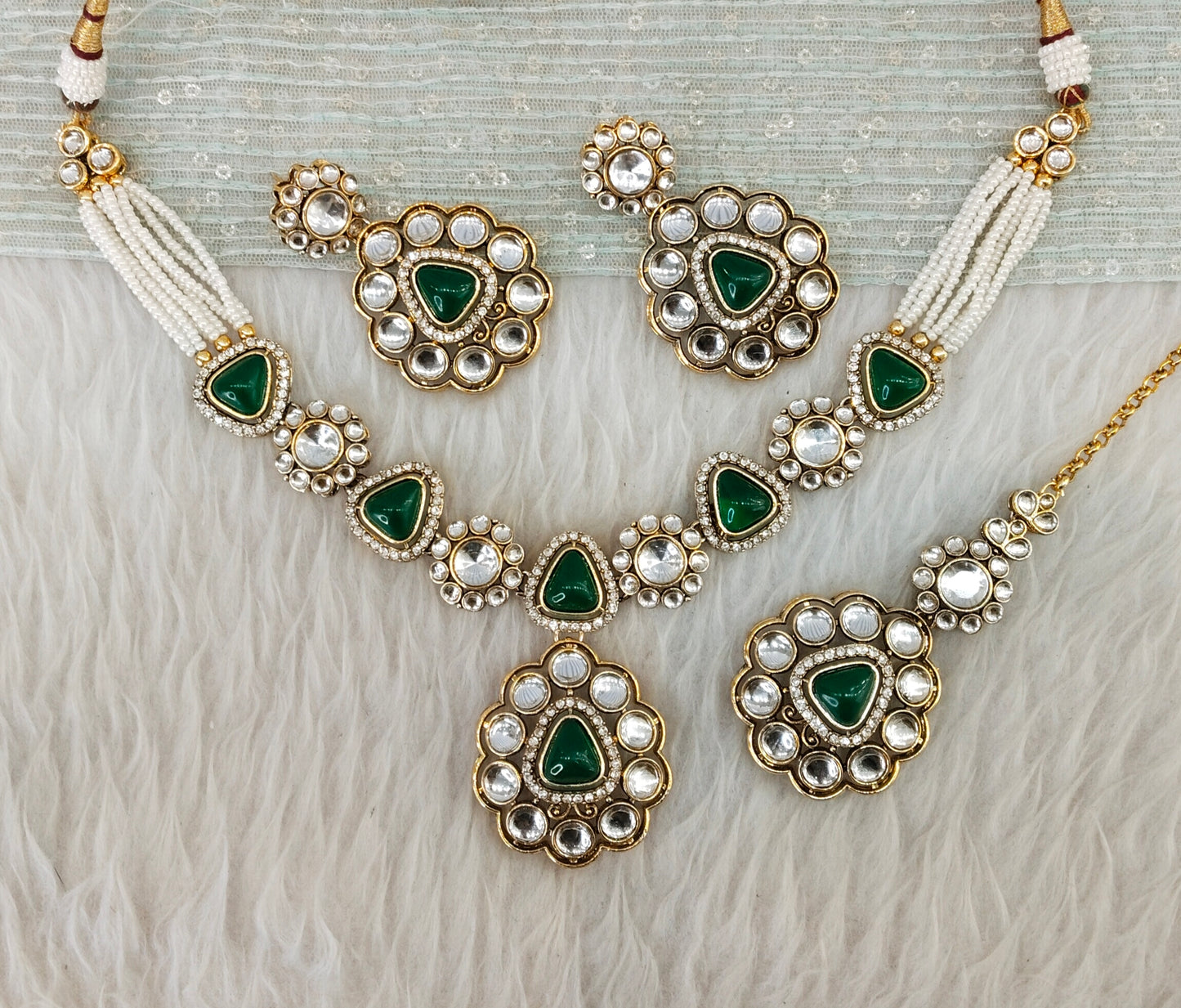Opaque Green Gold Kundan Necklace Indian Jewellery Kajal Set