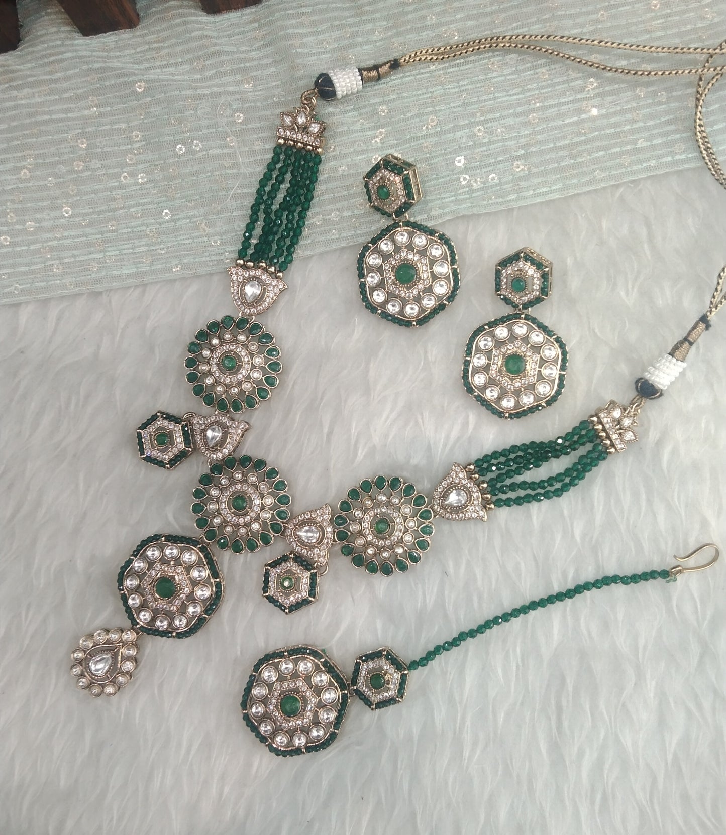 Green Gold Moissanite Kundan Necklace Indian Jewellery Gippy Set