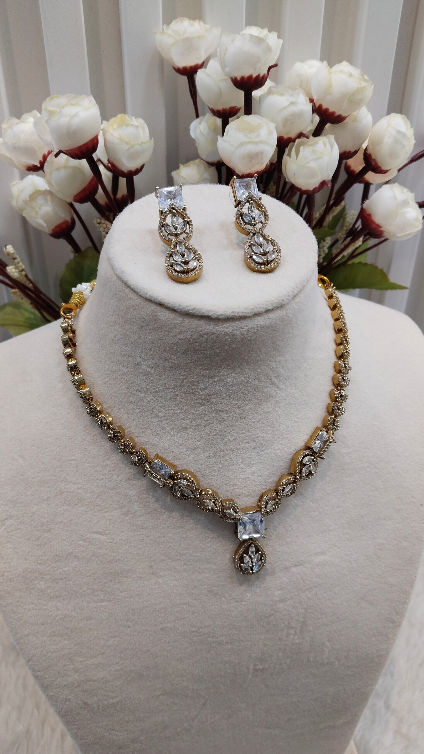 White Antique Gold CZ Necklace Indian Jewellery Peterson Set