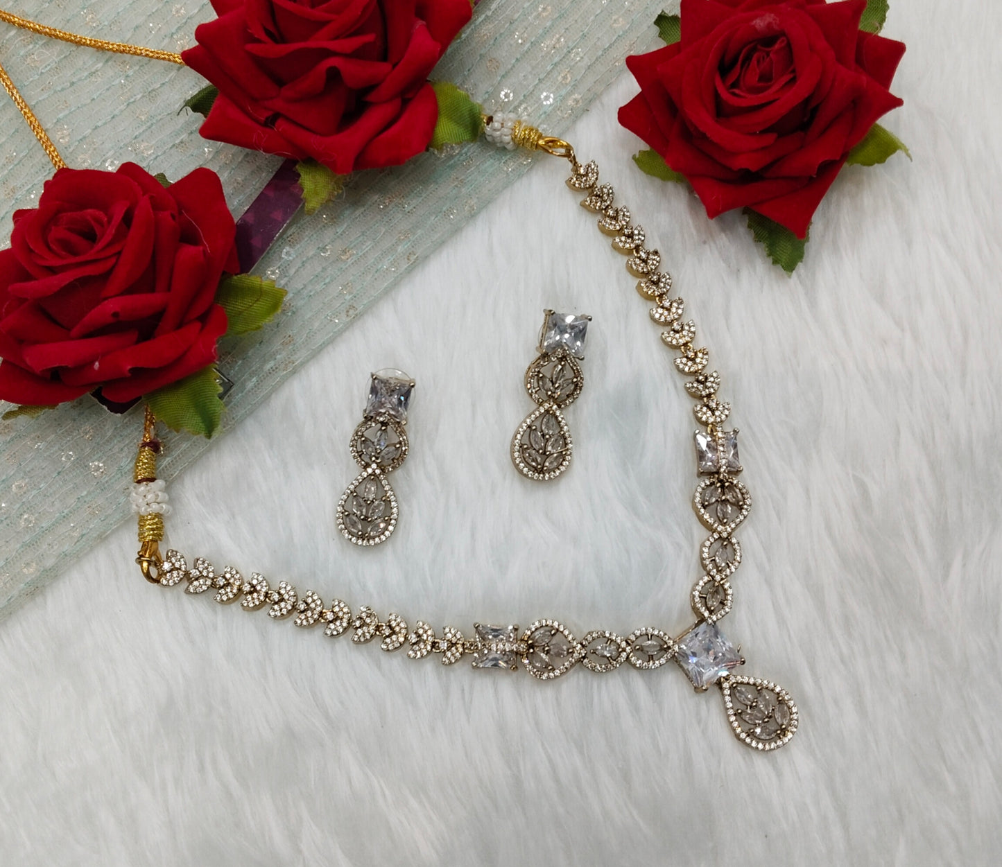 White Antique Gold CZ Necklace Indian Jewellery Peterson Set