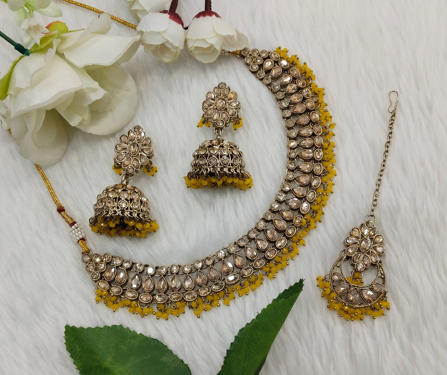 Yellow Antique Gold Necklace Indian Jewellery Gora Set