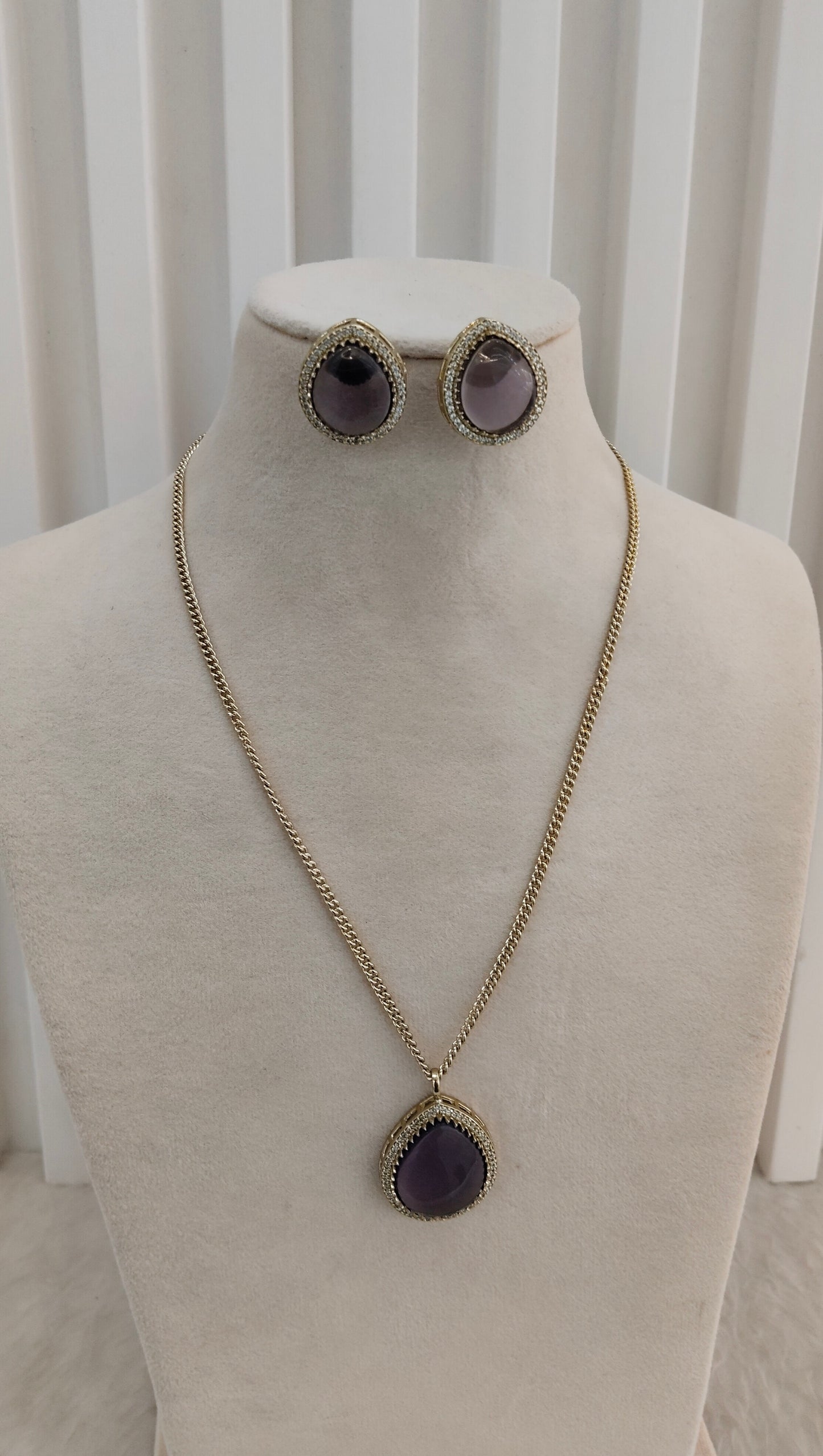 Purple Gold Moissanite Kundan Necklace Indian Jewellery Avenger Chain Set