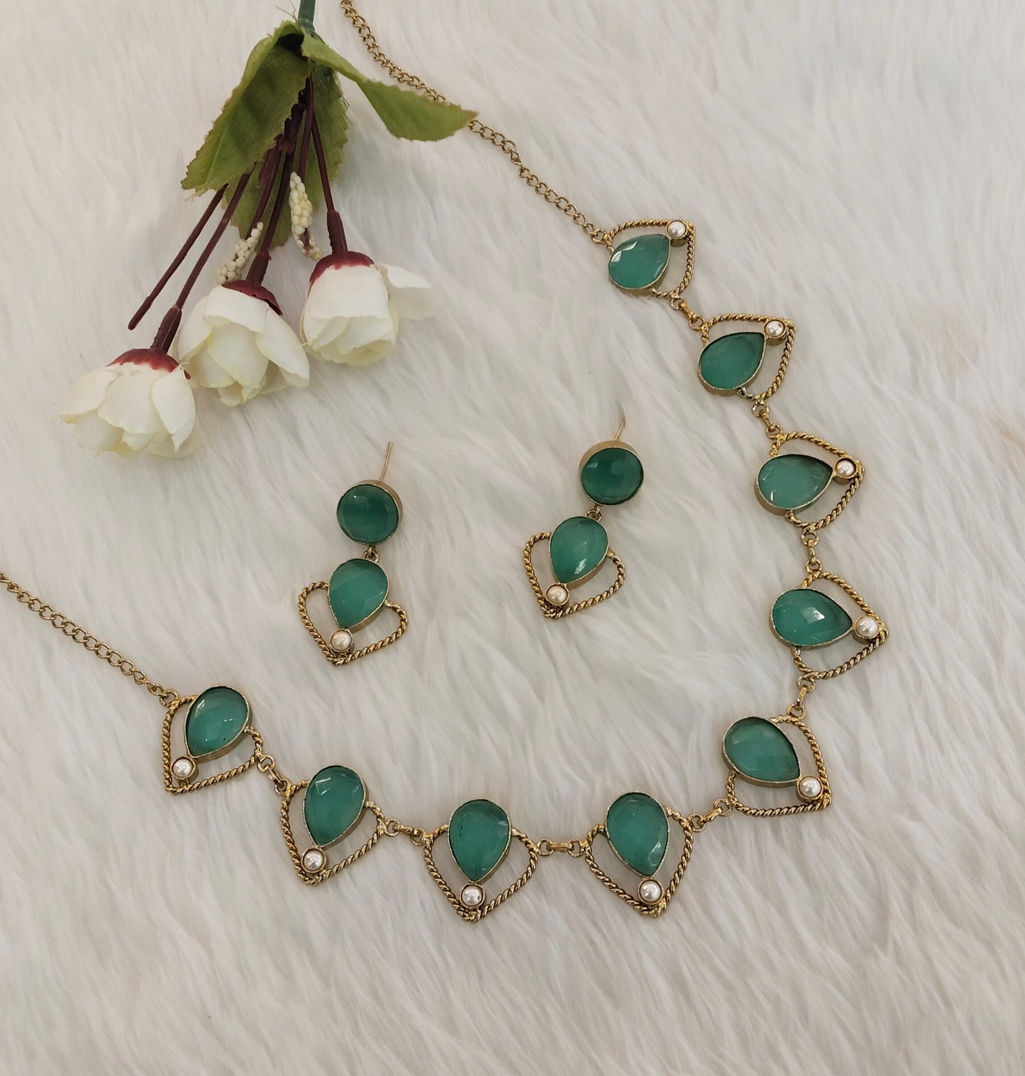 Sea Green Victorian Necklace Indian Jewellery Escourt Set