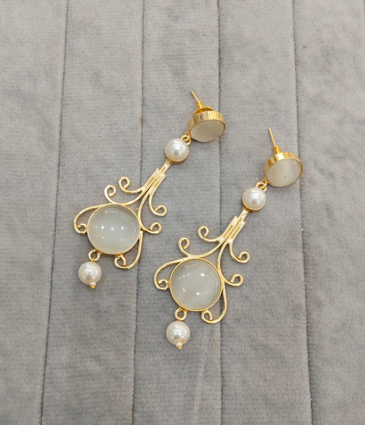White Mother Of Pearl Bollywood Indian Jombi Earrings