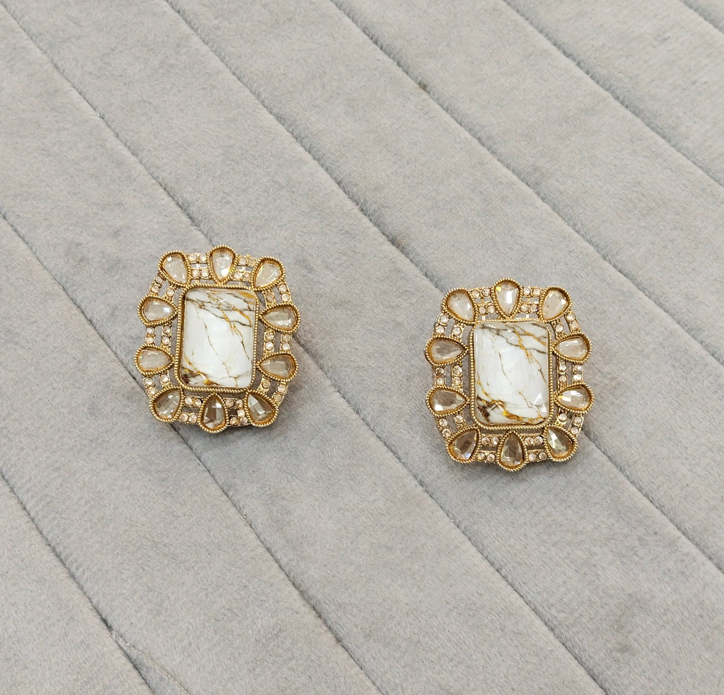 White Antique Gold Bollywood Indian Jandu Earrings