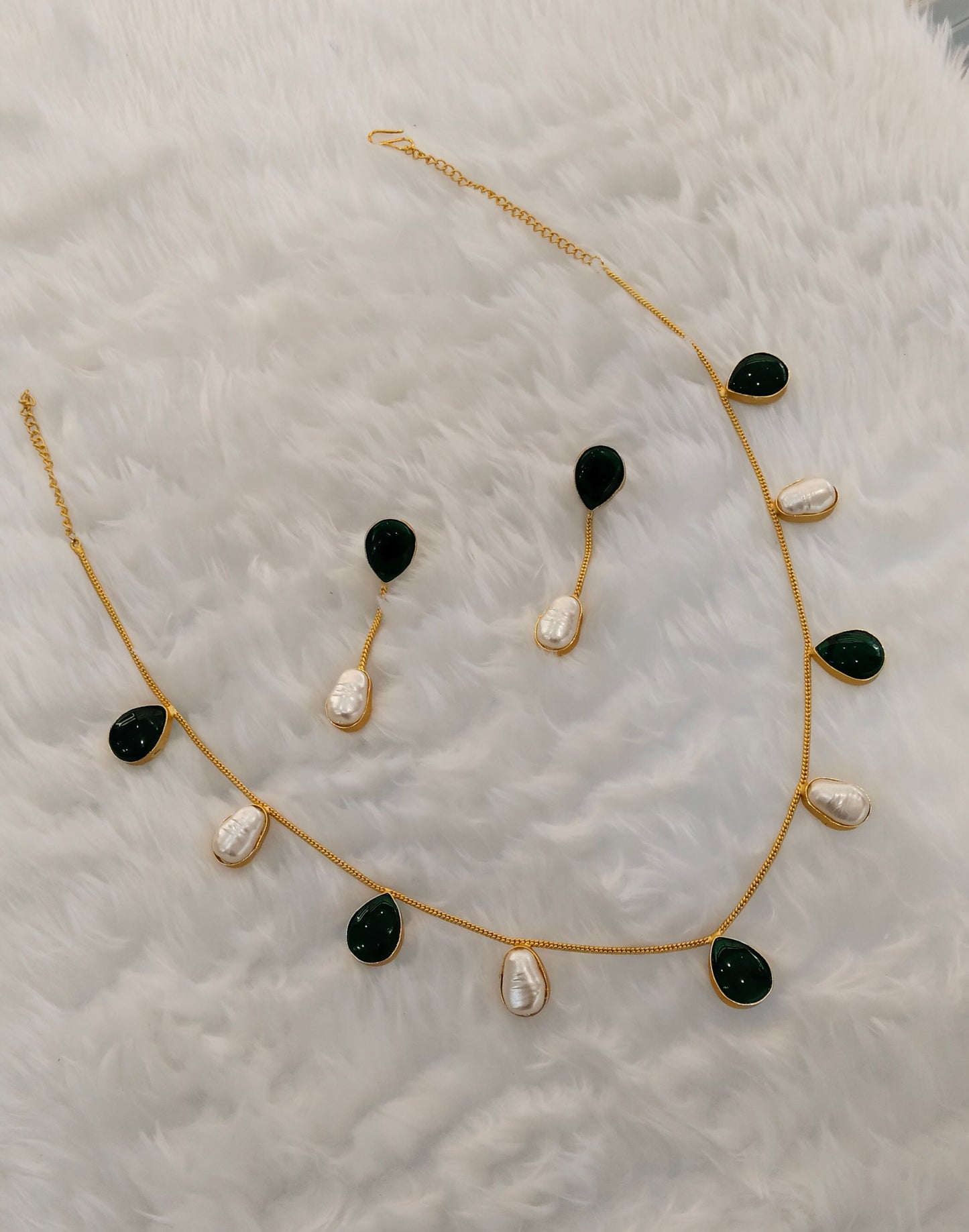 Green Mother Of Pearl Stone Necklace Indian Jewellery Sagge Set
