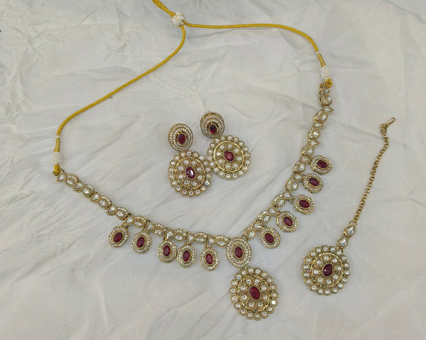 Maroon Kundan necklace Set/ kundan Indian jewellery kundan Bholi sets