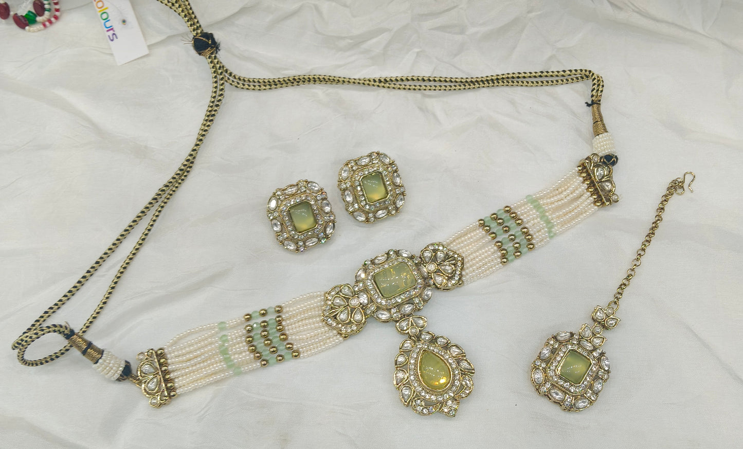 Pista kundan Choker Indian jewellery Gini sets