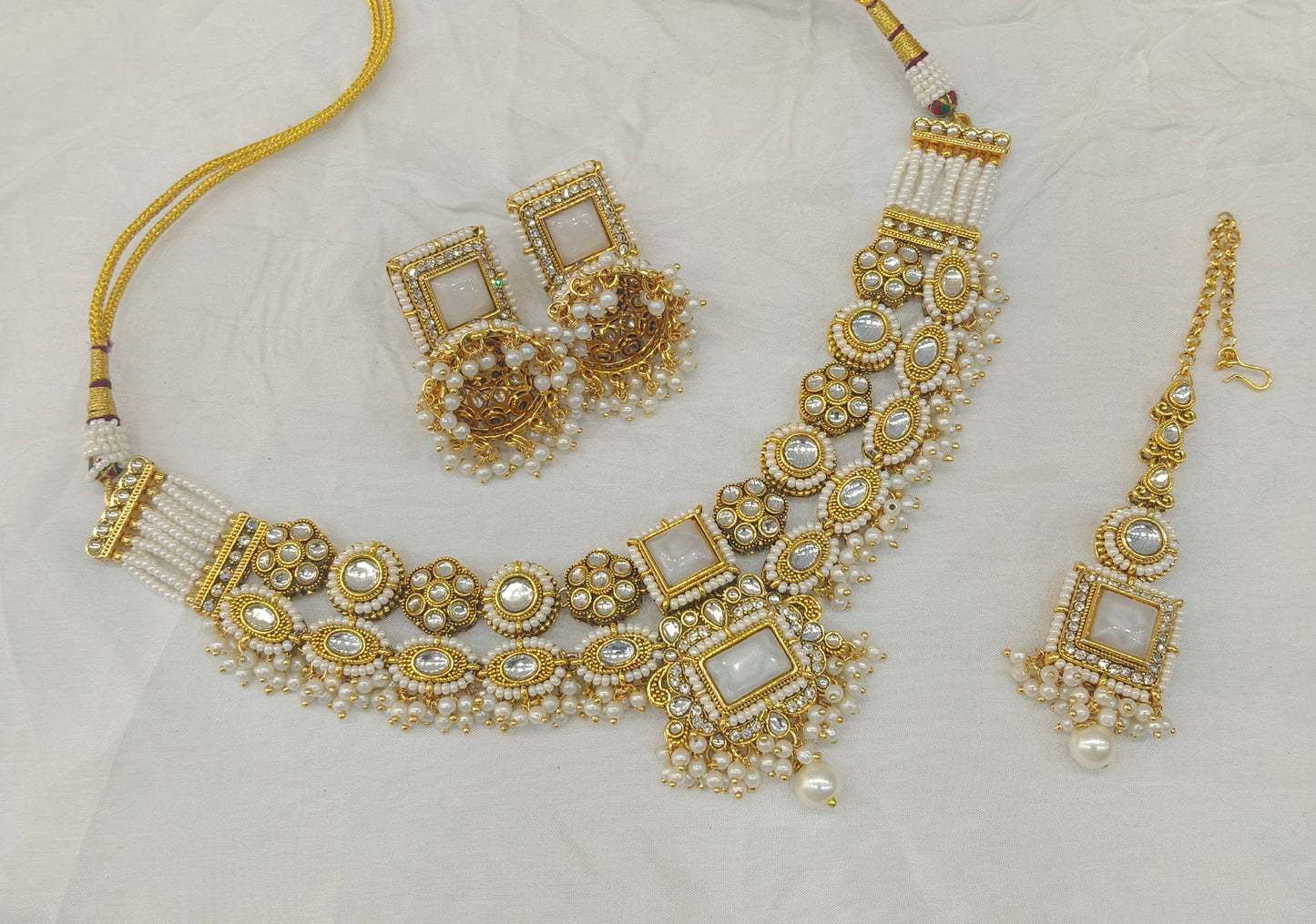 White Kundan necklace Set/ kundan Indian jewellery kundan Chitra sets