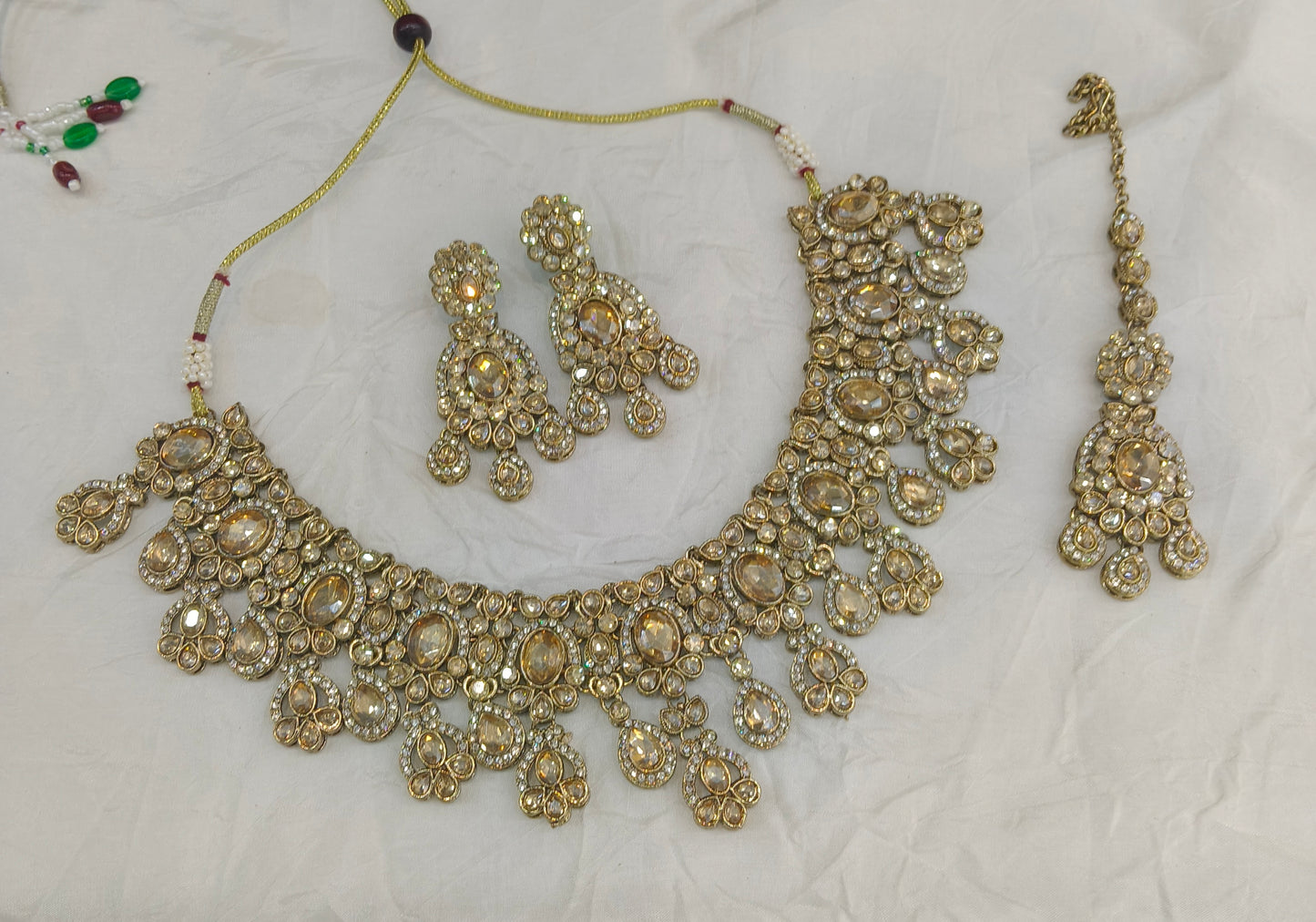 Antique Gold Necklace Set/ Antique gold Indian Lois Jewellery