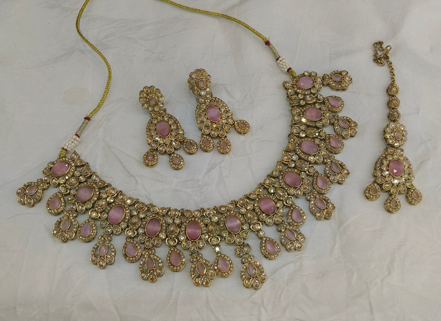 Antique Gold Pink Necklace Set/ Antique gold Indian Lois Jewellery