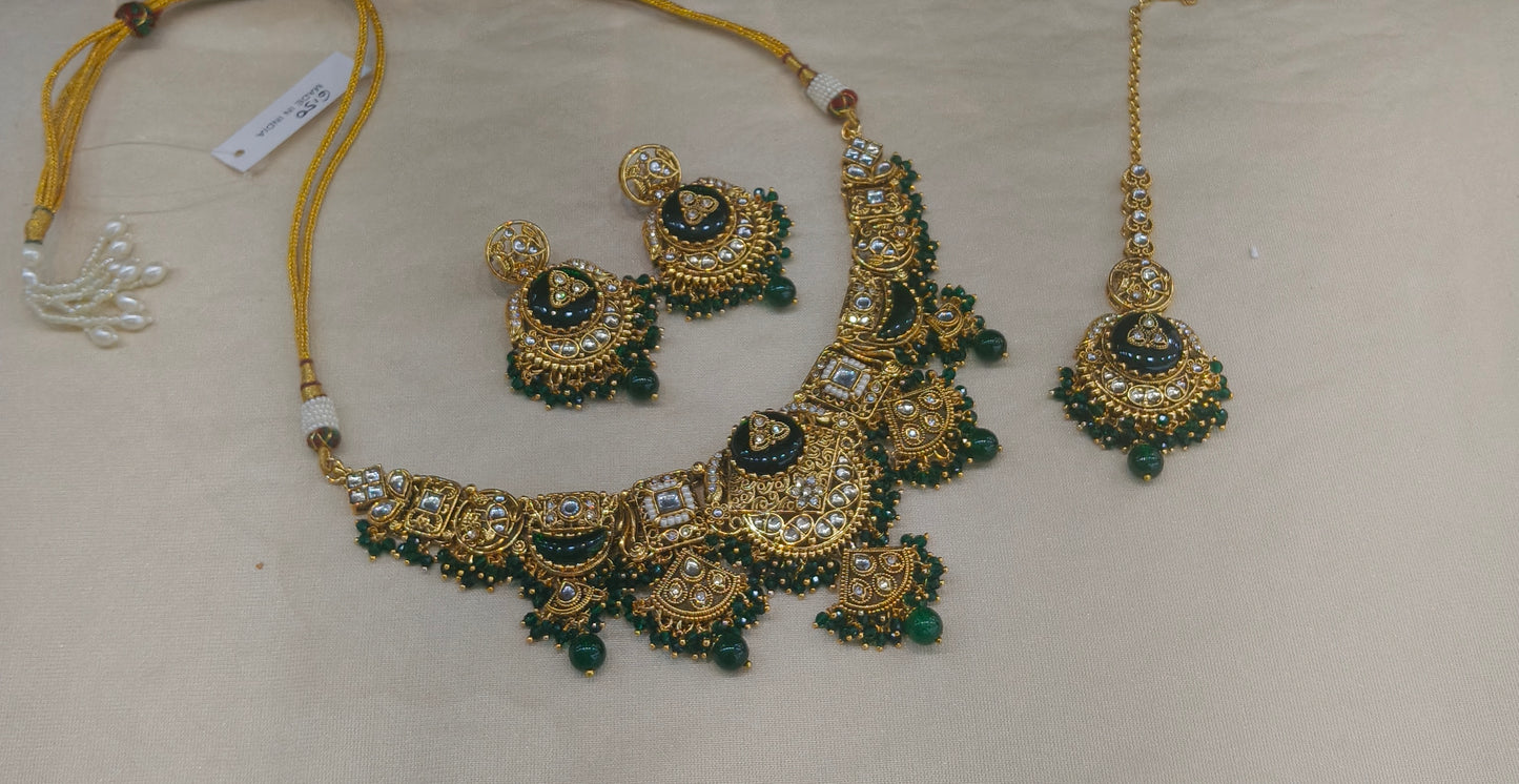 Green Kundan necklace Set/ kundan Indian jewellery kundan Sugam sets