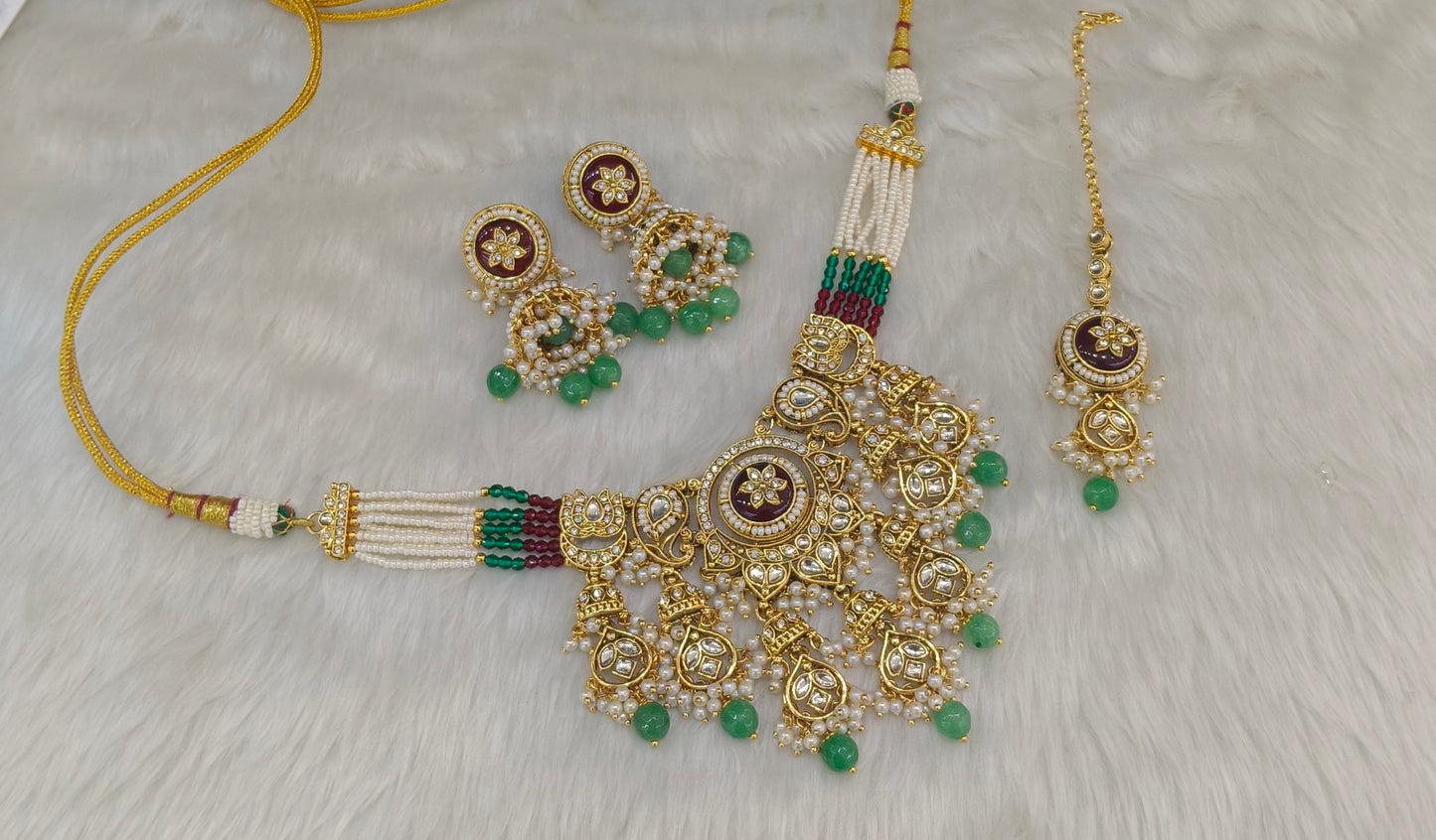 Sage Green Kundan necklace Set/ kundan Indian jewellery kundan Ravia sets