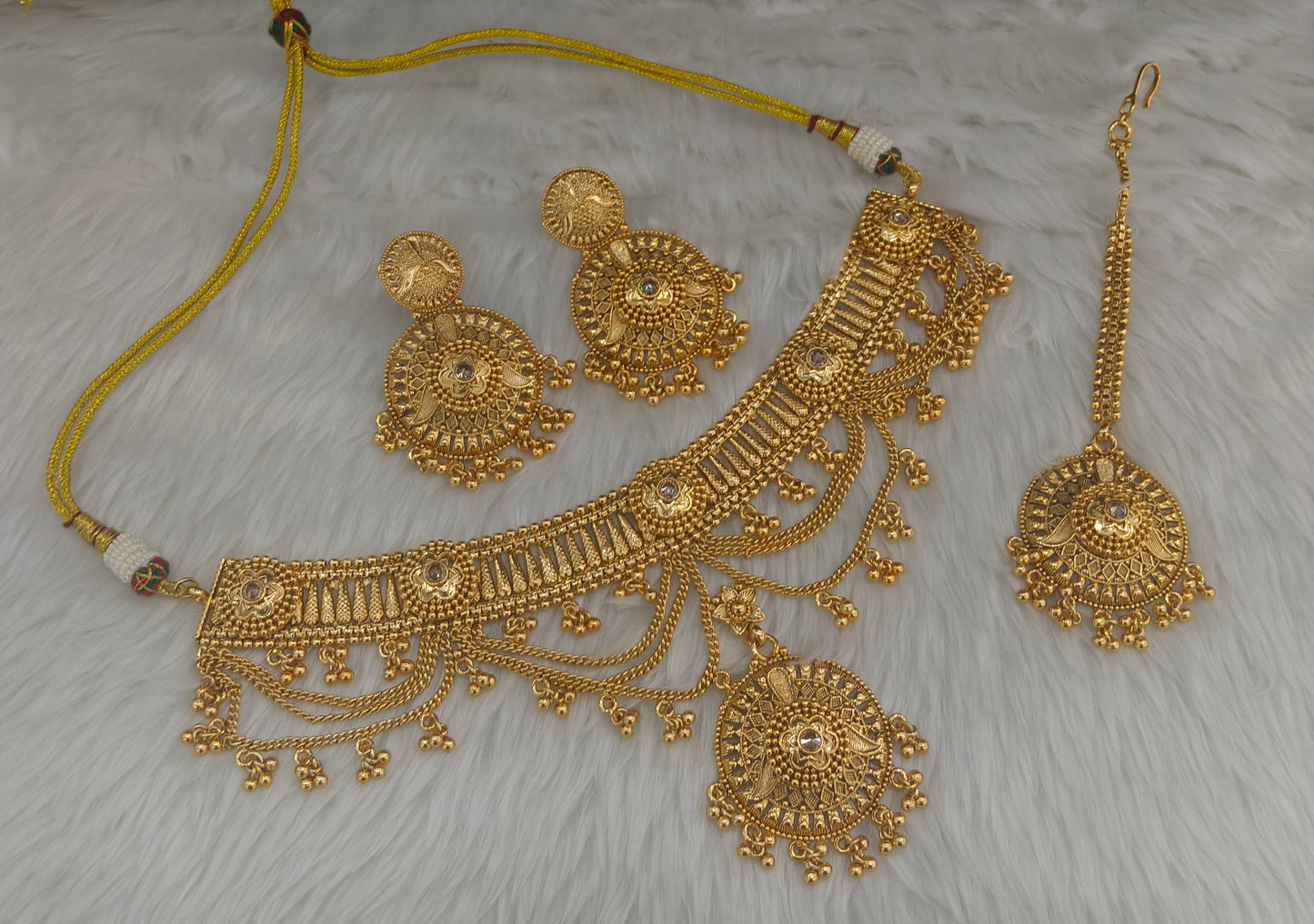 Gold White polki choker set/ Gold choker Kirtika set