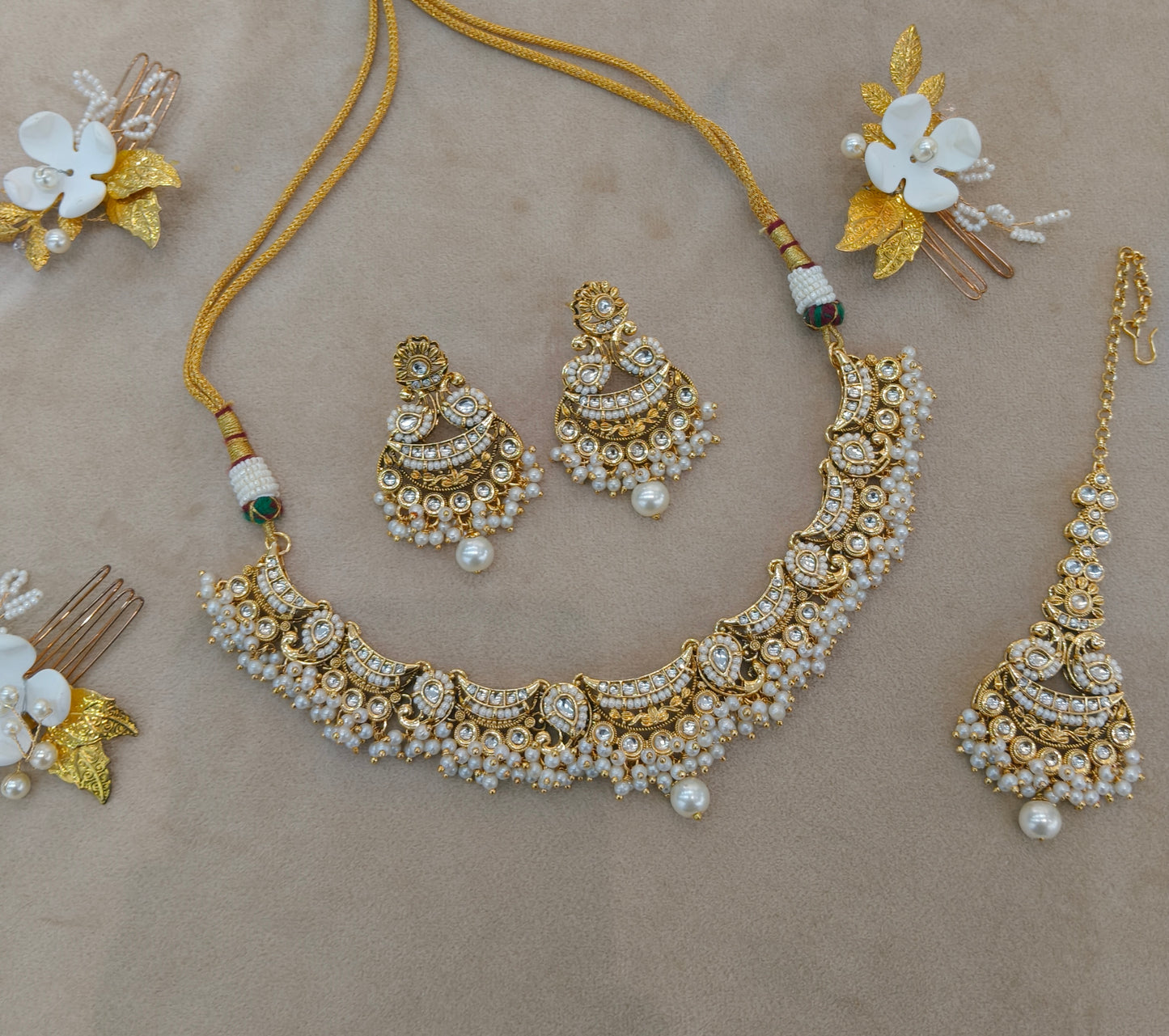 White Kundan necklace Set/ kundan Indian jewellery kundan Jeet sets