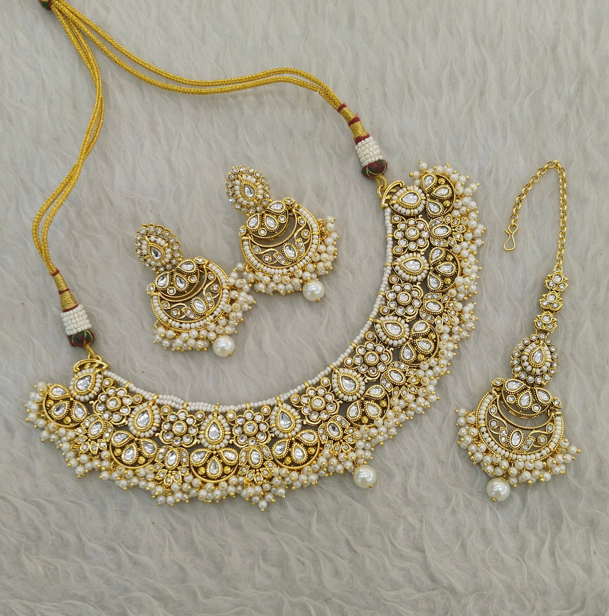 Gold White Kundan necklace Set/ Indian jewellery kundan Zori sets