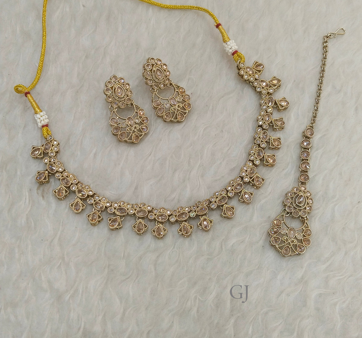 Antique Pink Necklace Set/ Antique gold Indian Eshani Jewellery