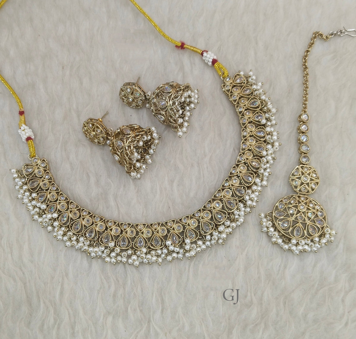 Antique White Necklace Set/ Antique gold Indian Ekta Jewellery