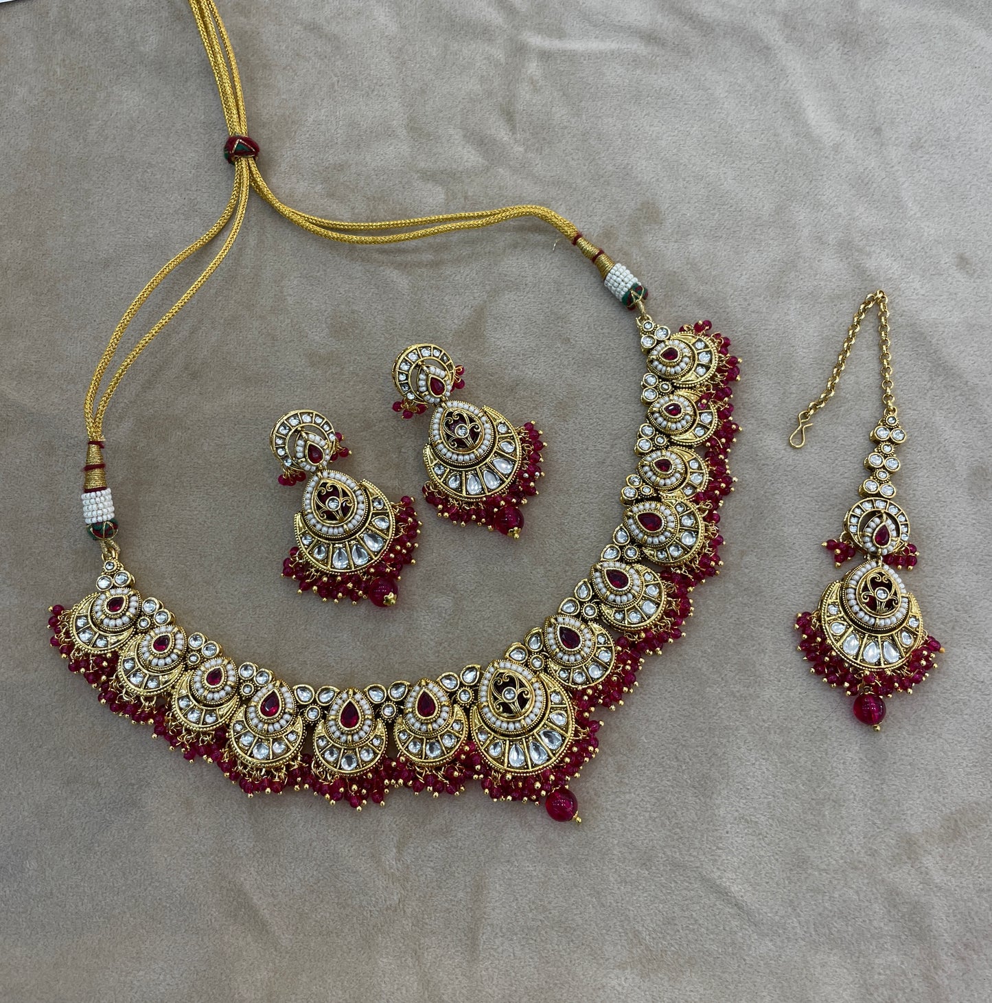 Gold Majenta Kundan necklace Set/ kundan Indian jewellery kundan Ekan sets