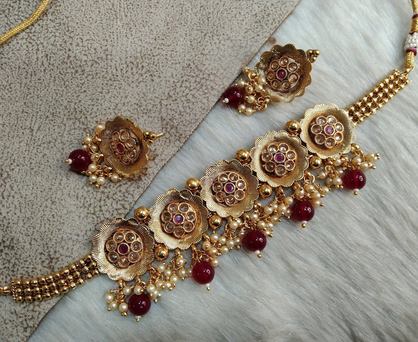 Indian Gold Jewellery choker set/Gold finish Choker Set Bollywood Style Gold Finish olean South Indian bridal Jewellery